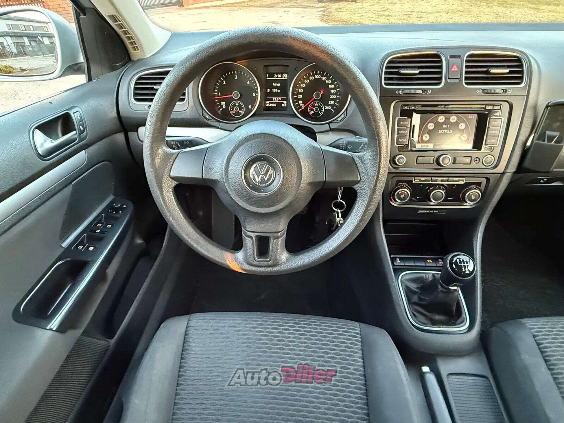 Volkswagen Golf 2012, kuva 7/10
