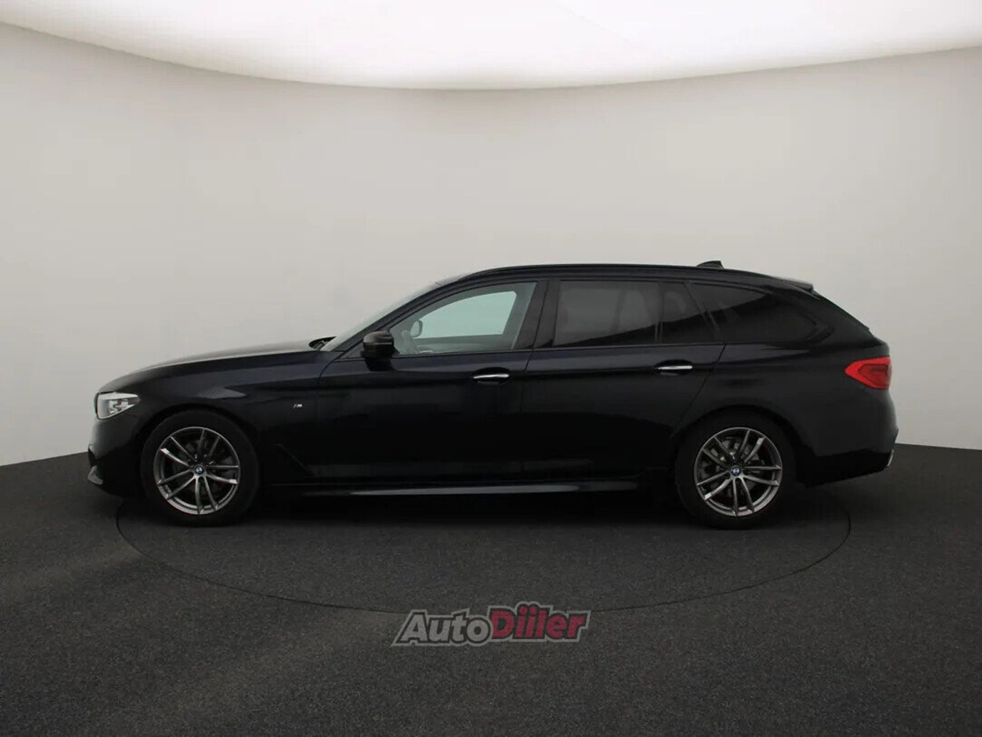 BMW 520 M Sport 2.0 140kW 2017, photo 6/10