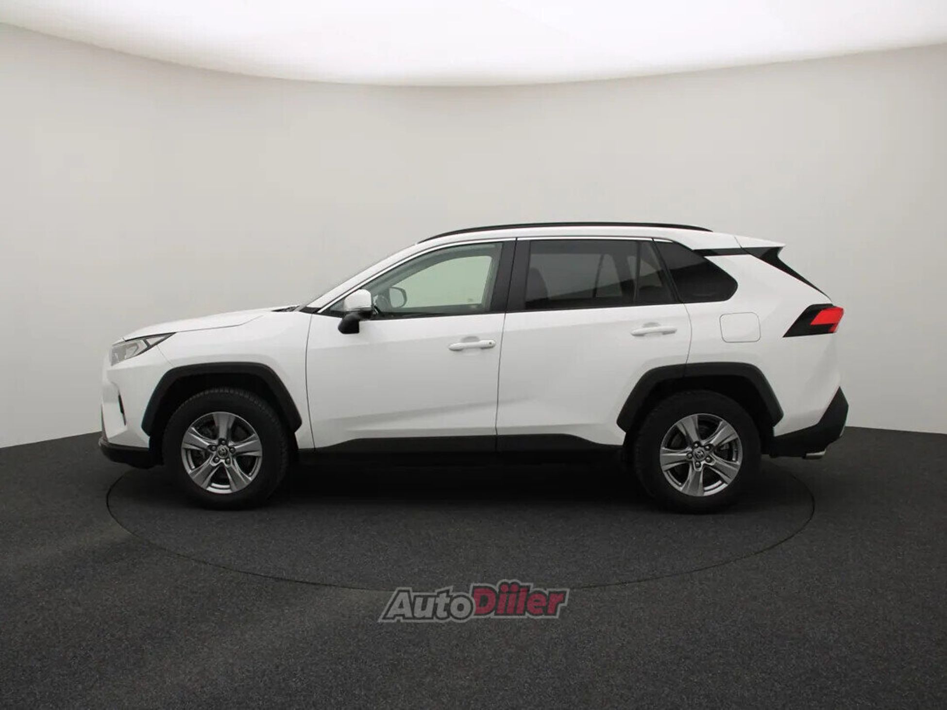 Toyota RAV4 Dynamic Business 2.5 163kW 2022, photo 6/10