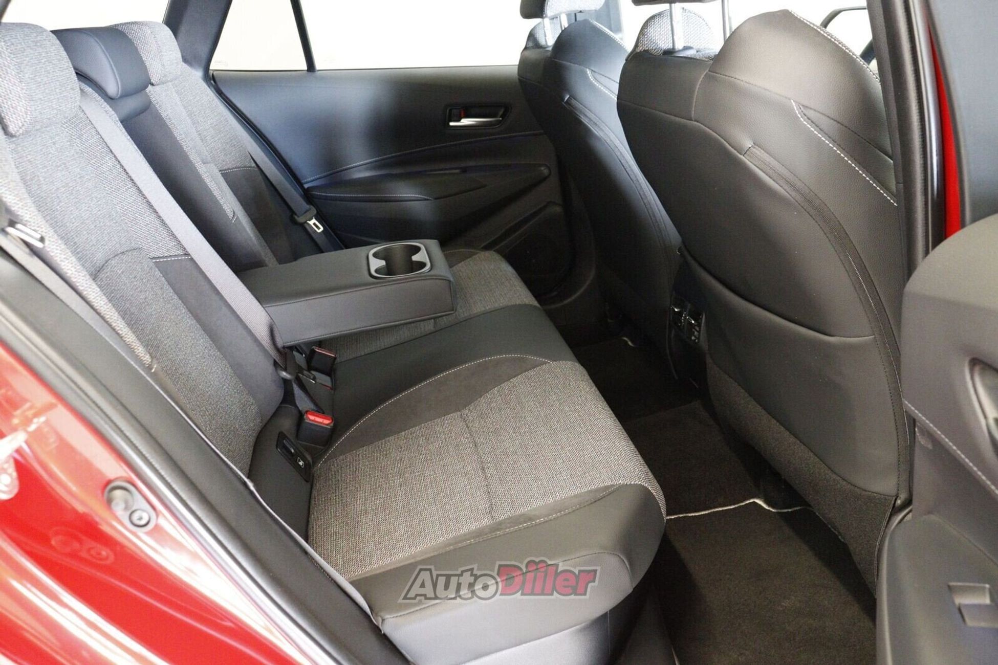 Toyota Corolla 2025, photo 7/10