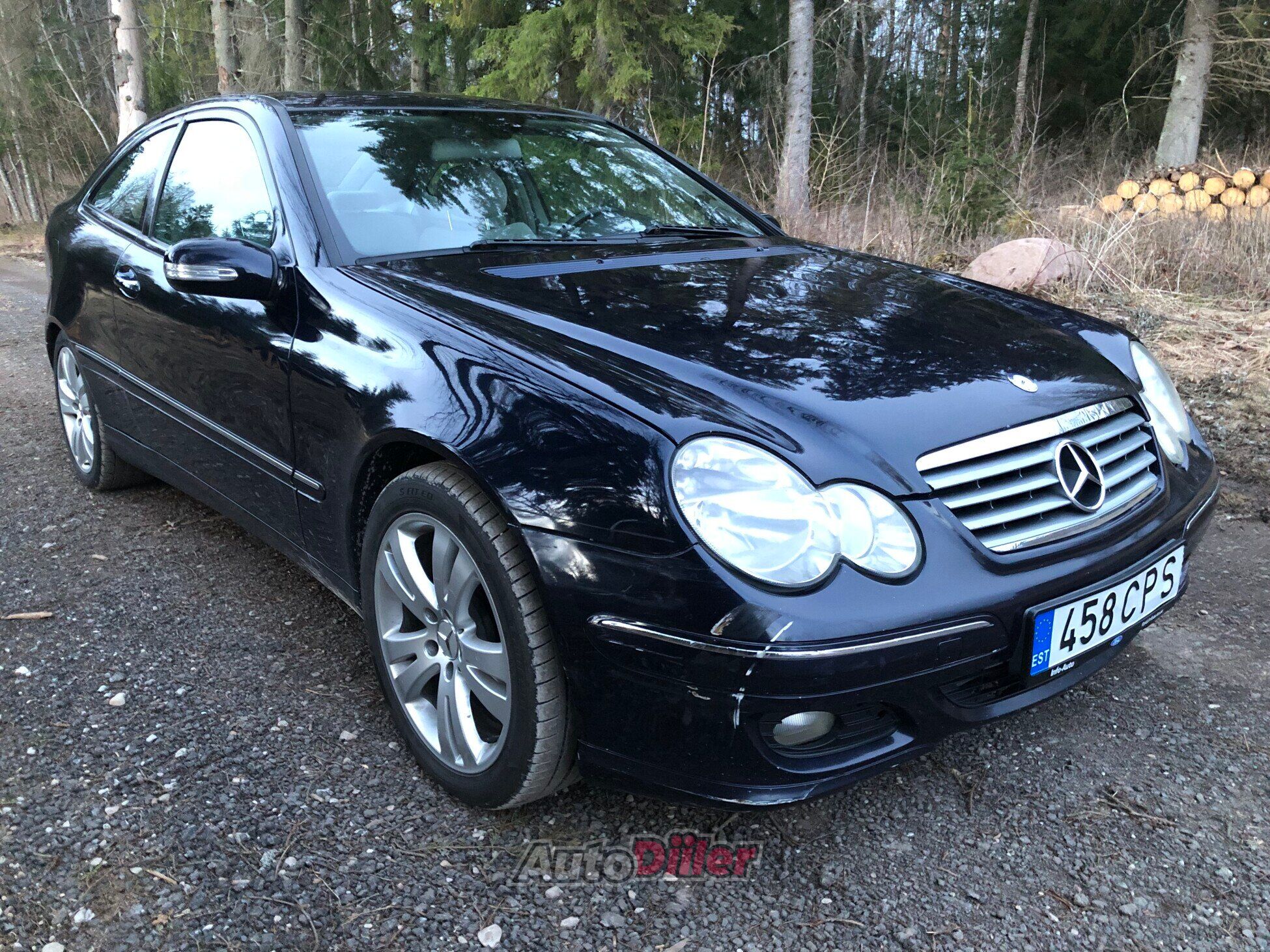 Mercedes-Benz C 220 Sport cupe 2.1 190kW 2004, kuva 2/10