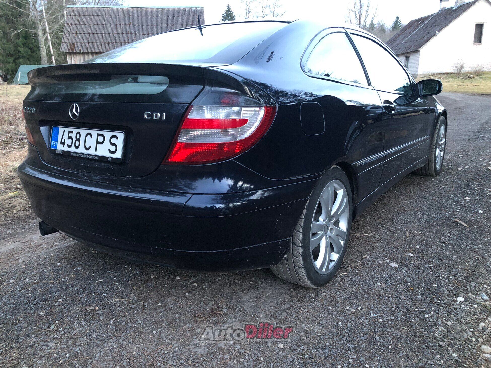 Mercedes-Benz C 220 Sport cupe 2.1 190kW 2004, kuva 3/10