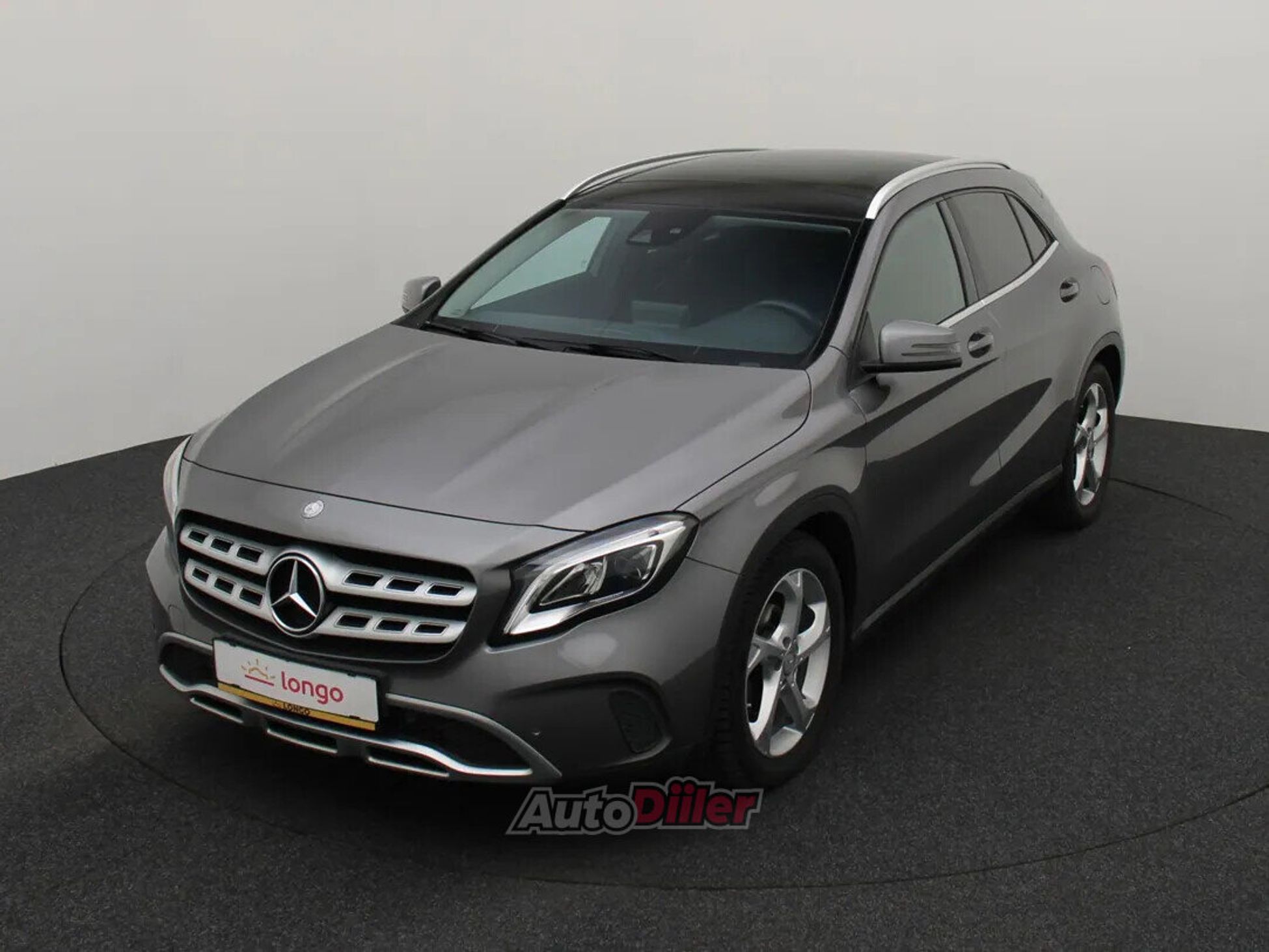 Mercedes-Benz GLA 220