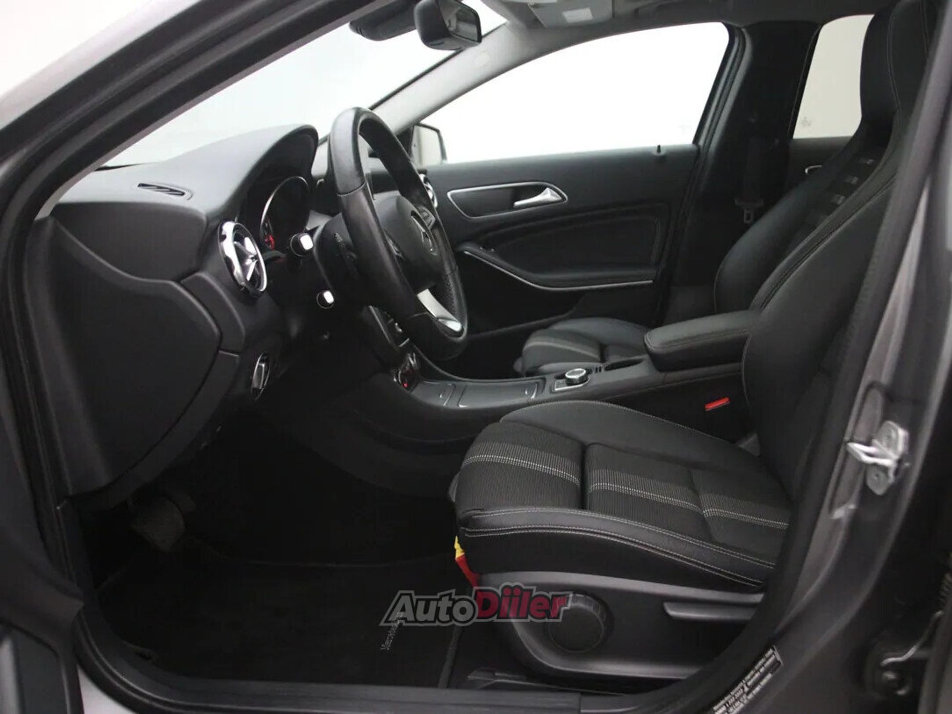 Mercedes-Benz GLA 220 Urban 2.1 130kW 2017, photo 4/10