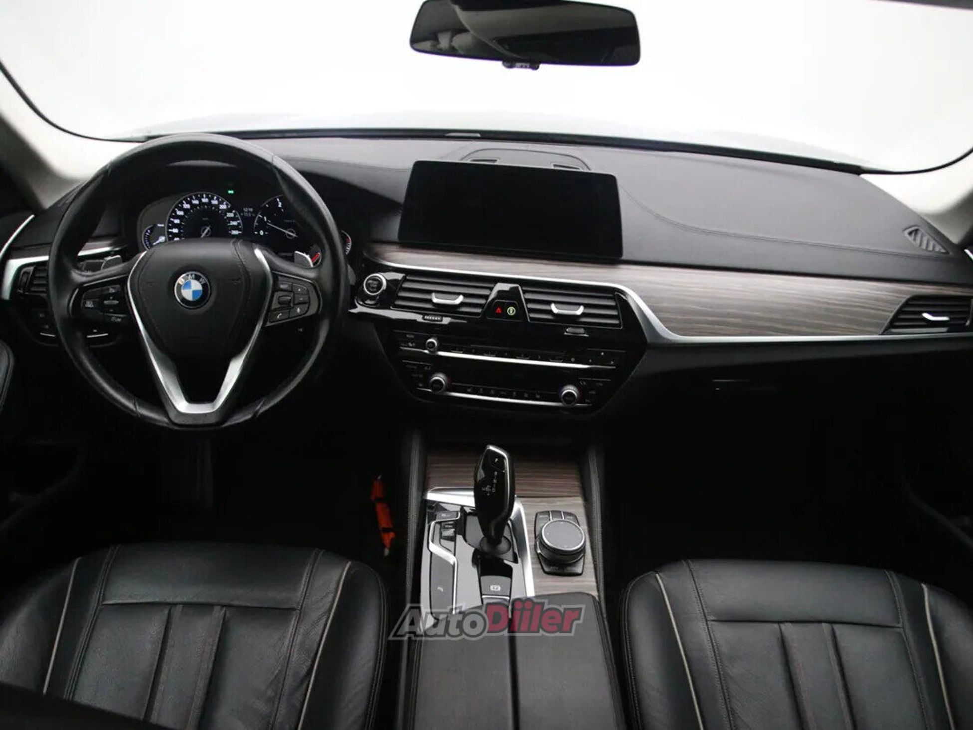 BMW 520 Executive 2.0 140kW 2018, kuva 2/10