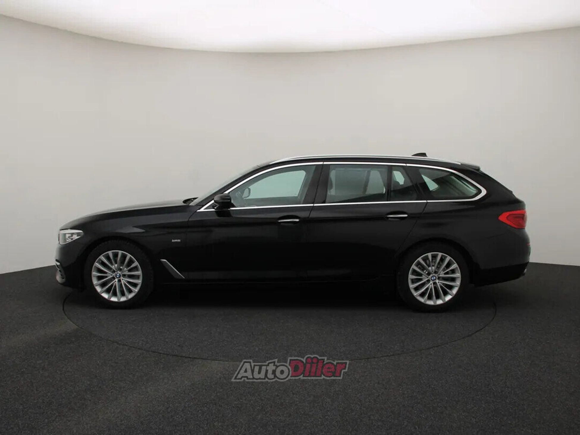 BMW 520 Executive 2.0 140kW 2018, kuva 6/10