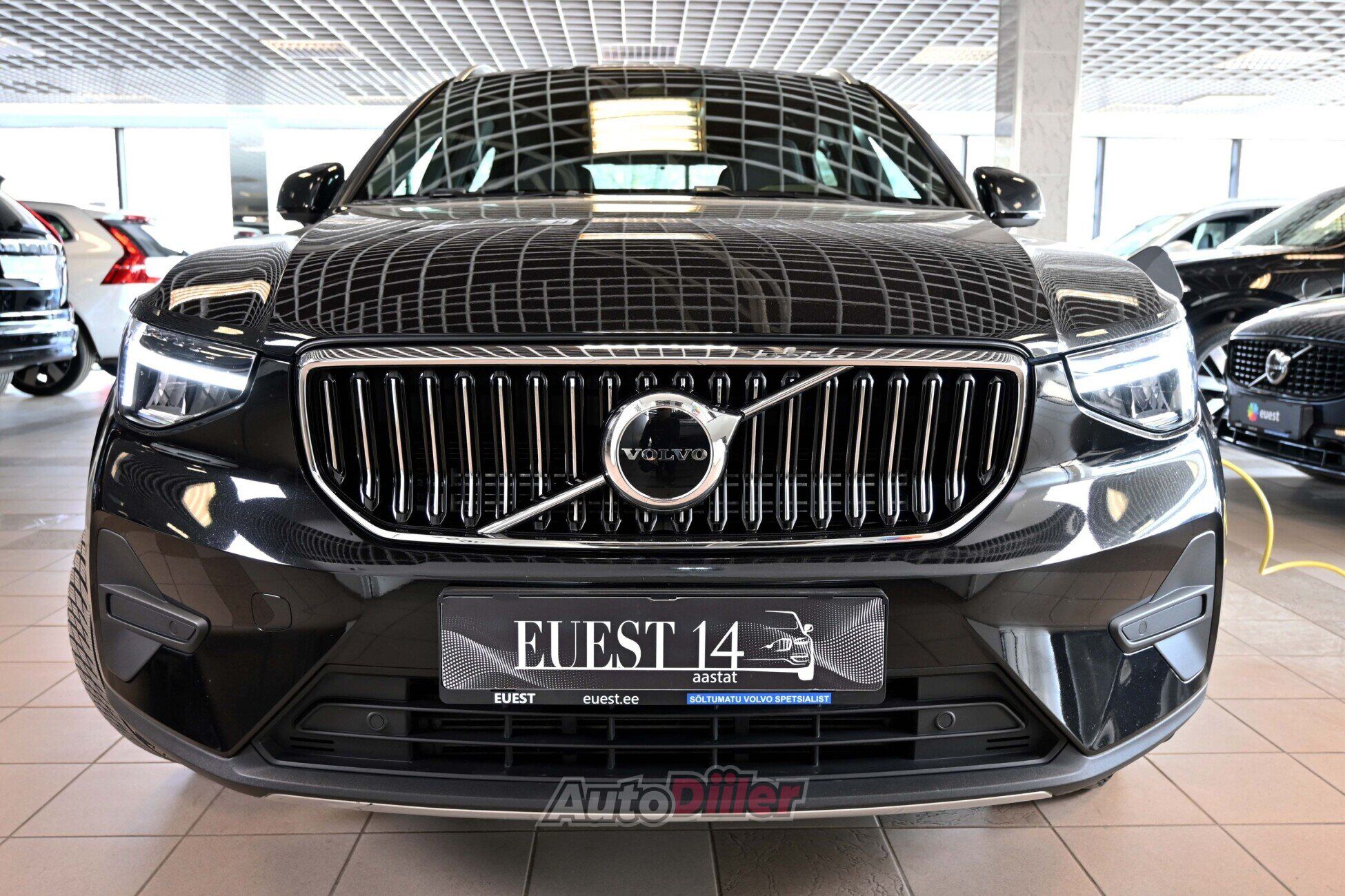 Volvo XC40 2022, photo 5/10