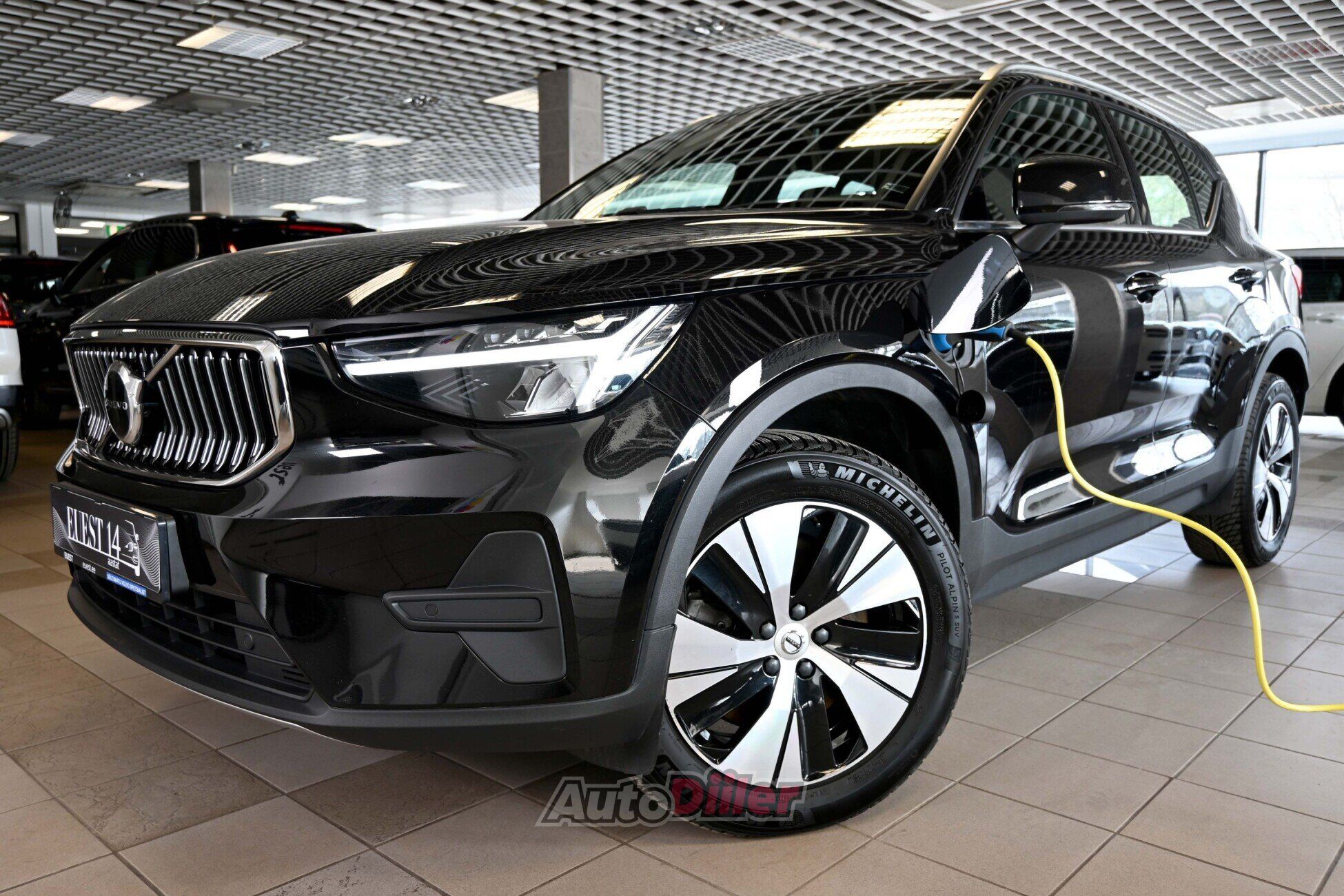 Volvo XC40 2022, photo 4/10