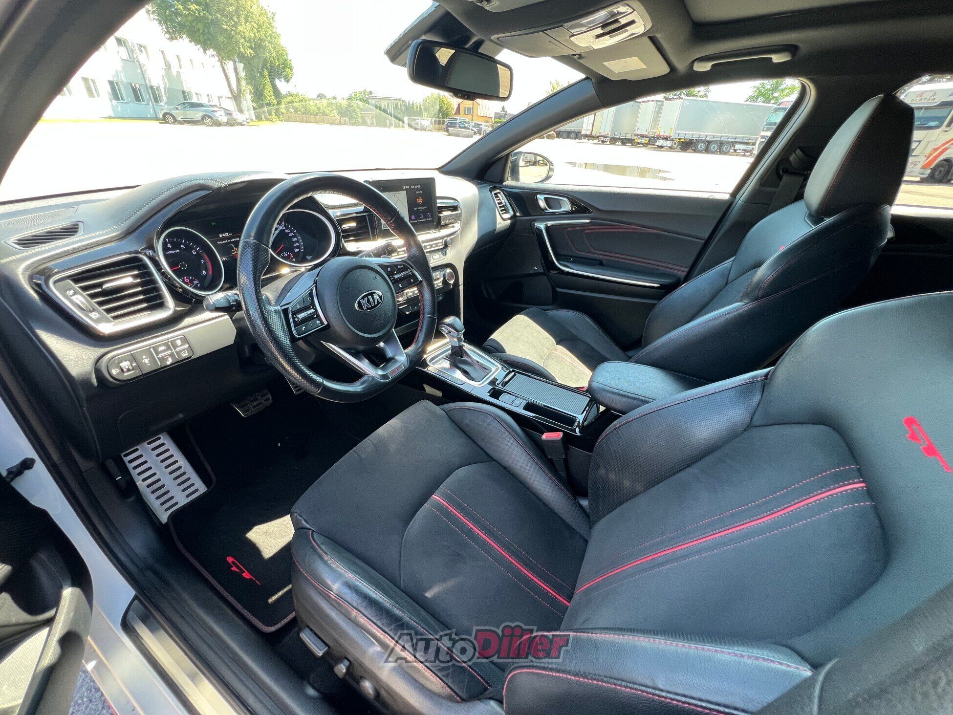 Kia ProCeed GT 1.6 150kW 2018, photo 7/10