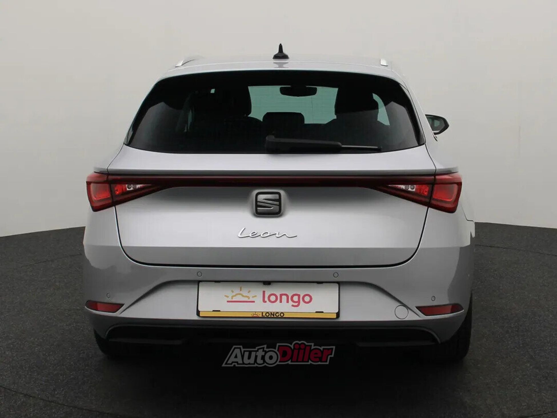 SEAT Leon Xcellence 2.0 110kW 2022, photo 5/10