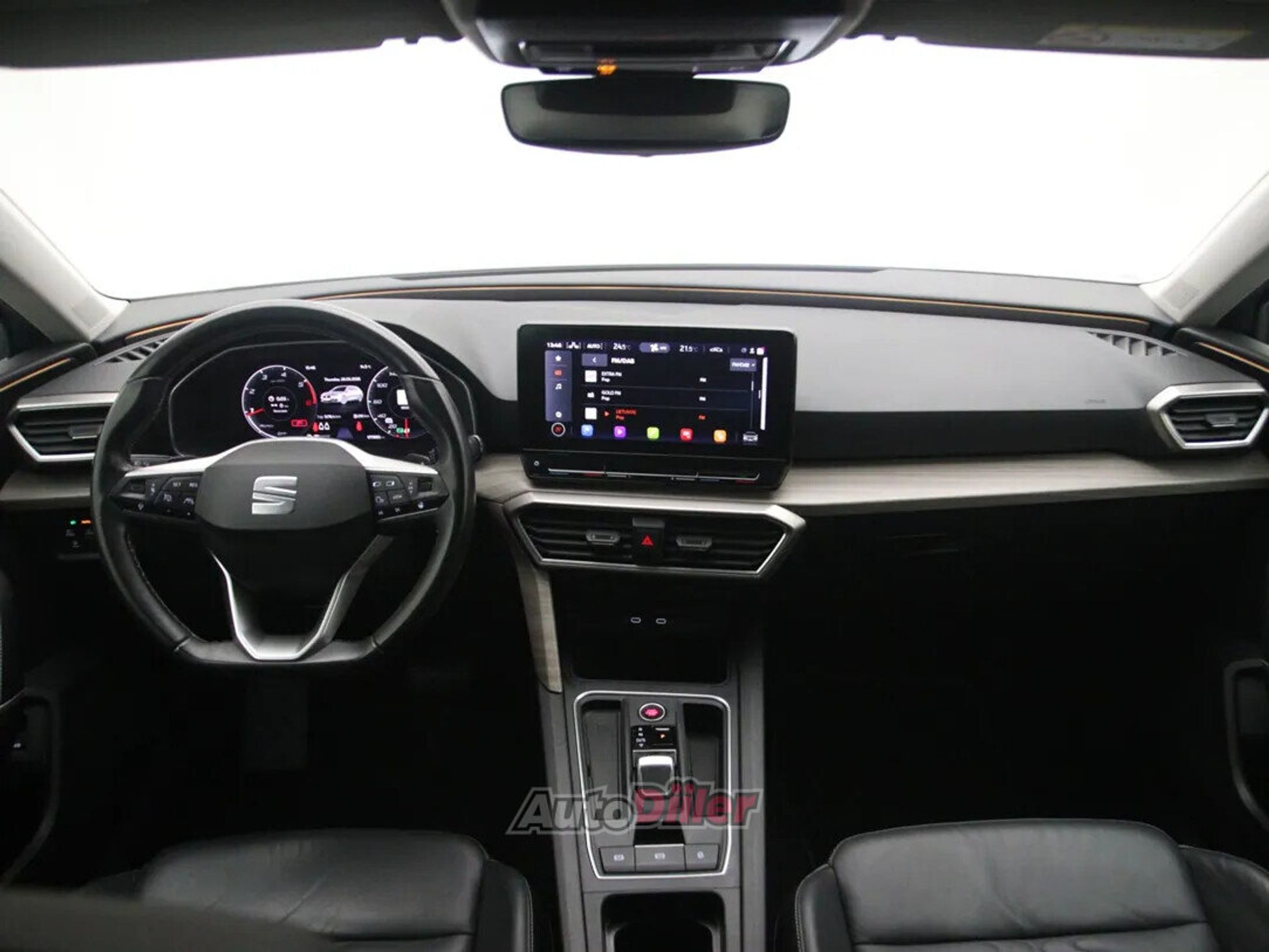 SEAT Leon Xcellence 2.0 110kW 2022, photo 2/10