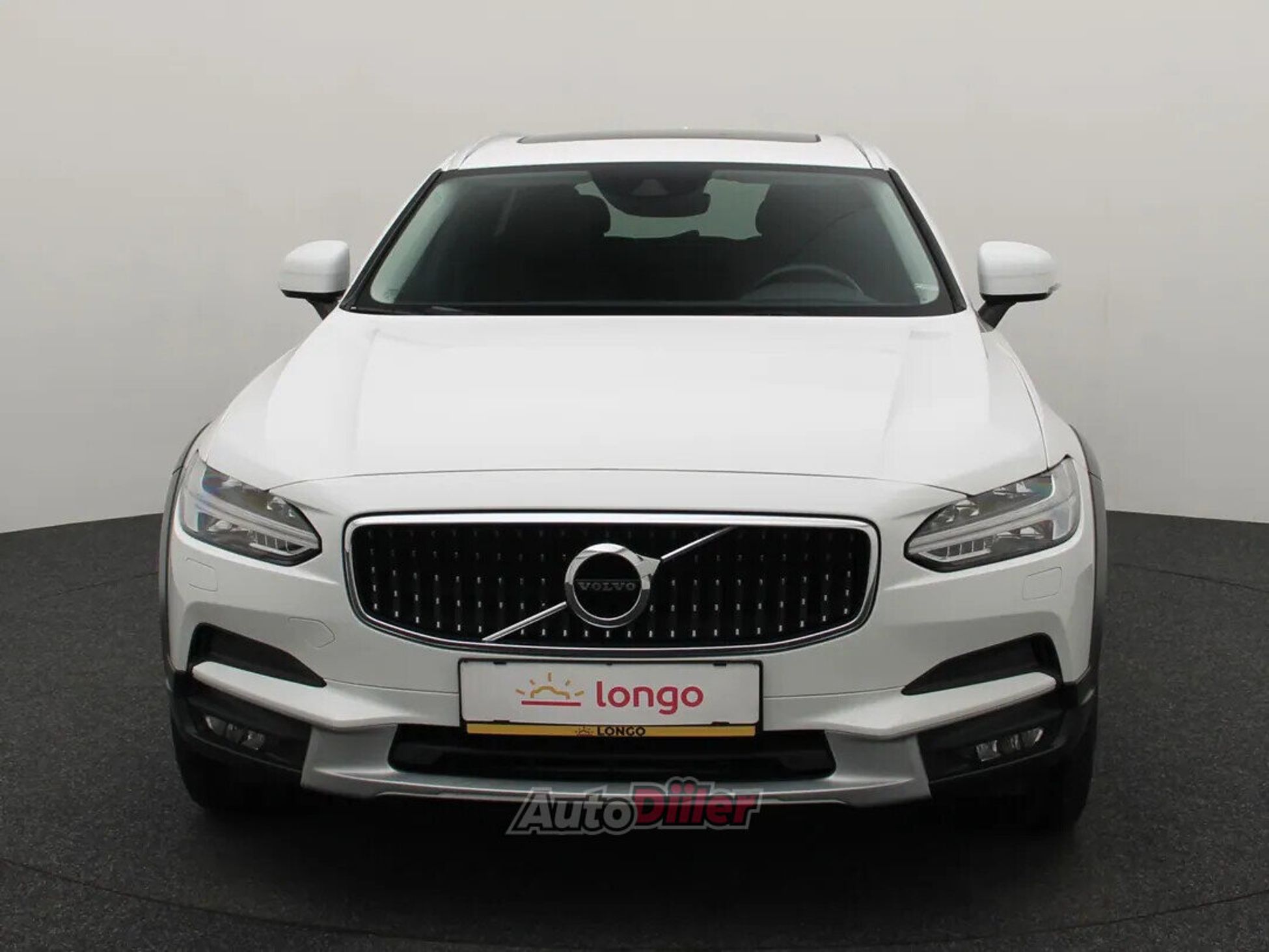 Volvo V90 Cross Country 2019, photo 3/10