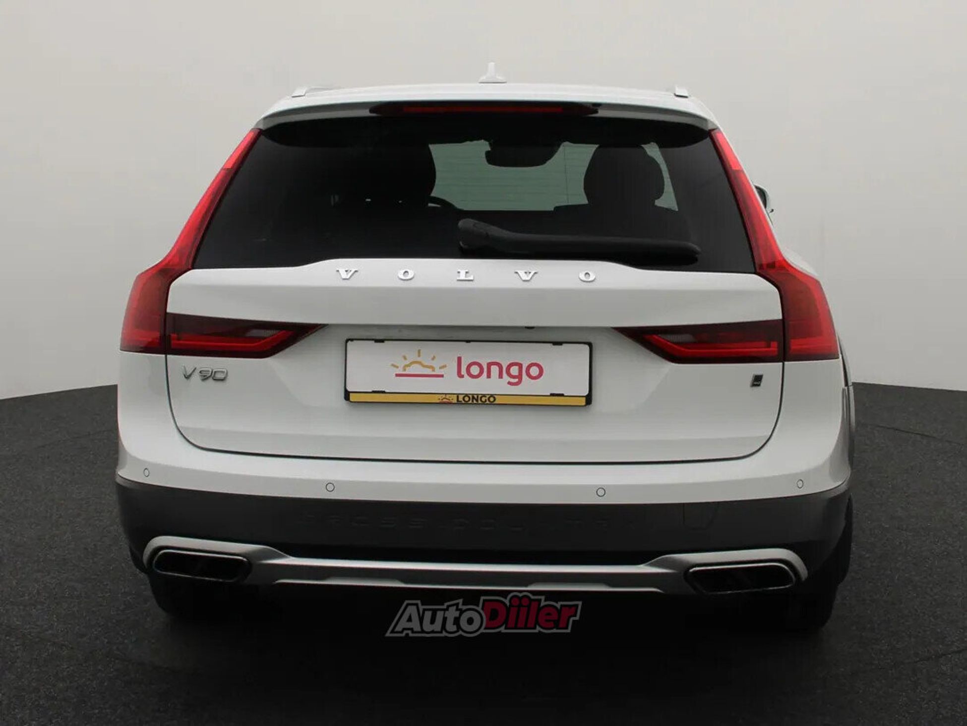 Volvo V90 Cross Country 2019, photo 5/10