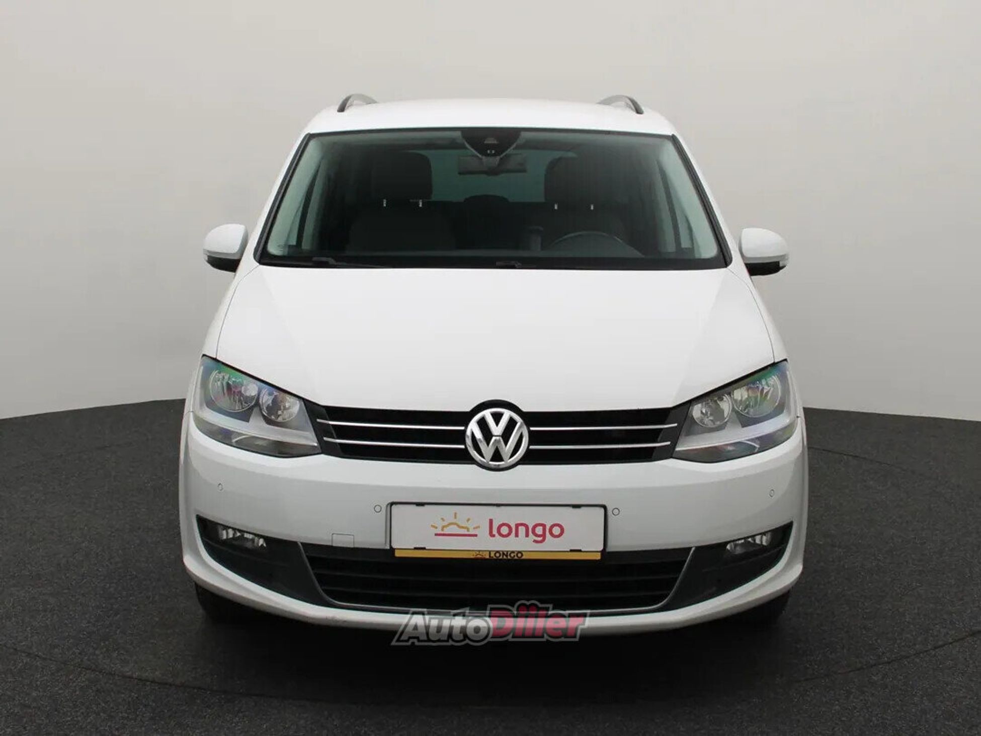 Volkswagen Sharan Comfortline 2.0 130kW 2015, kuva 3/10