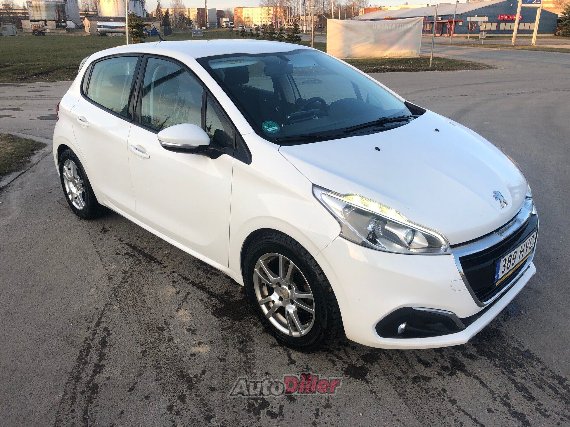 Peugeot 208 1.6 55kW 2016, photo 2/7