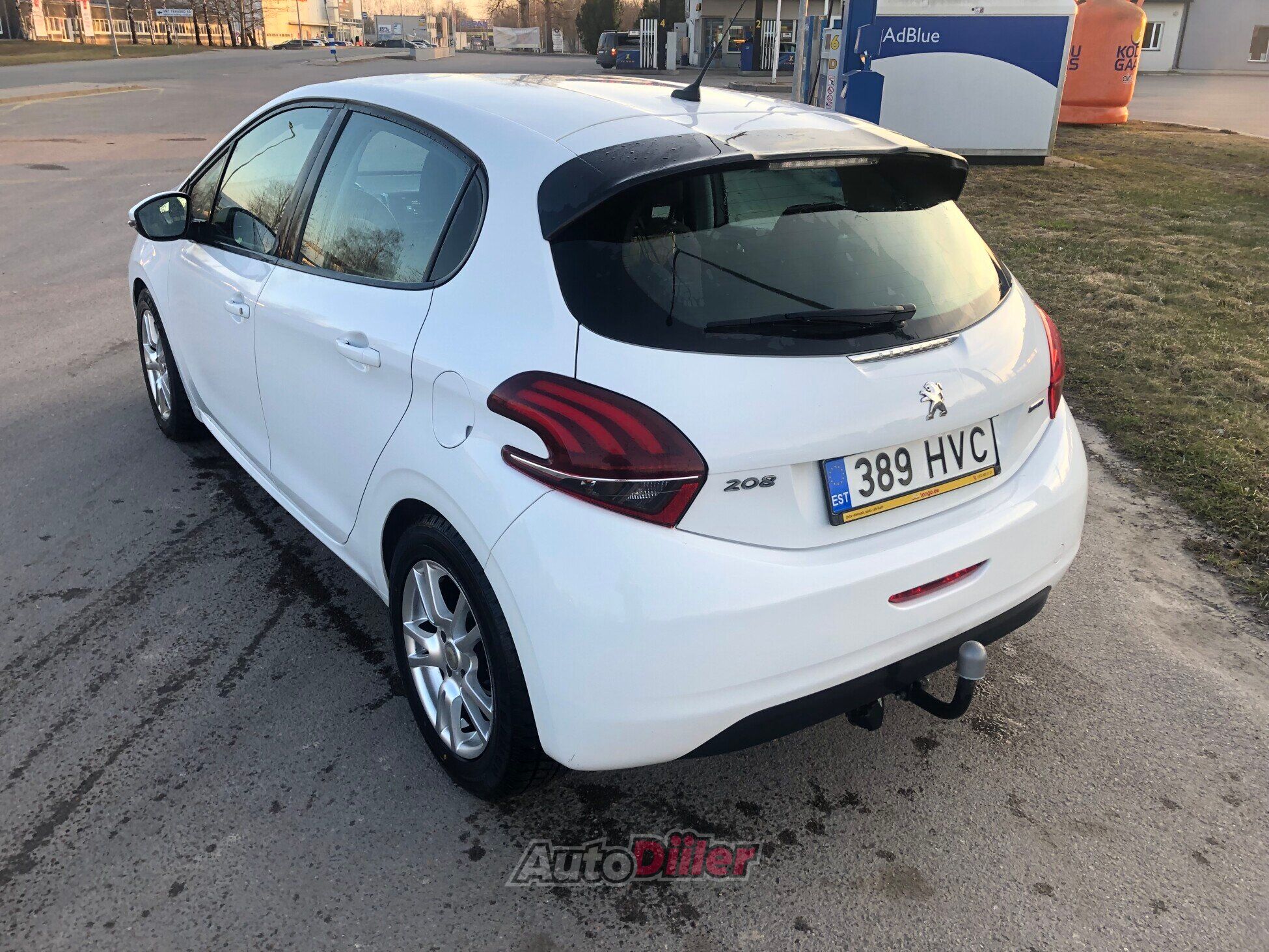 Peugeot 208 1.6 55kW 2016, photo 4/7