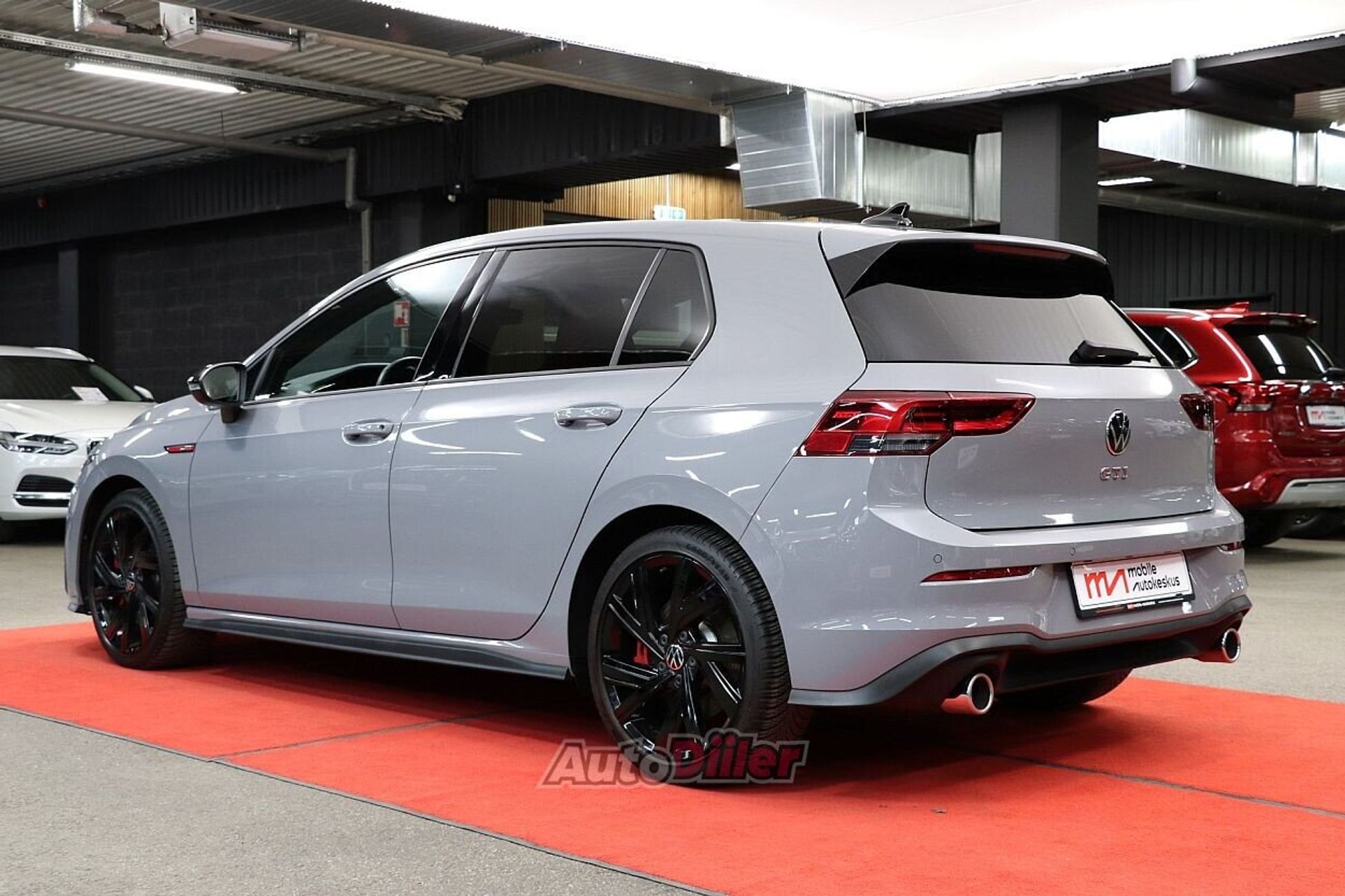 Volkswagen Golf GTI GTI 2.0 180kW 2024, photo 4/10