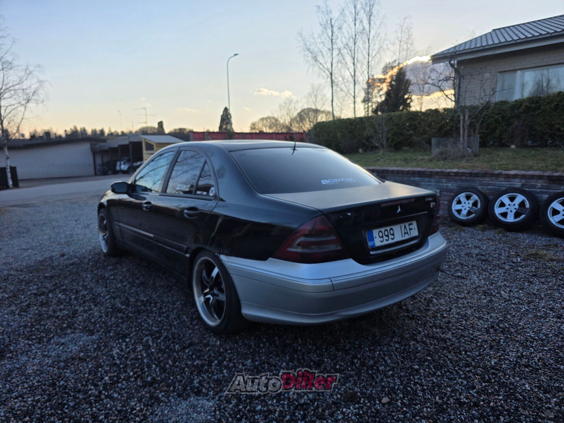 Mercedes-Benz C 200 2.1 110kW 2003, kuva 4/10