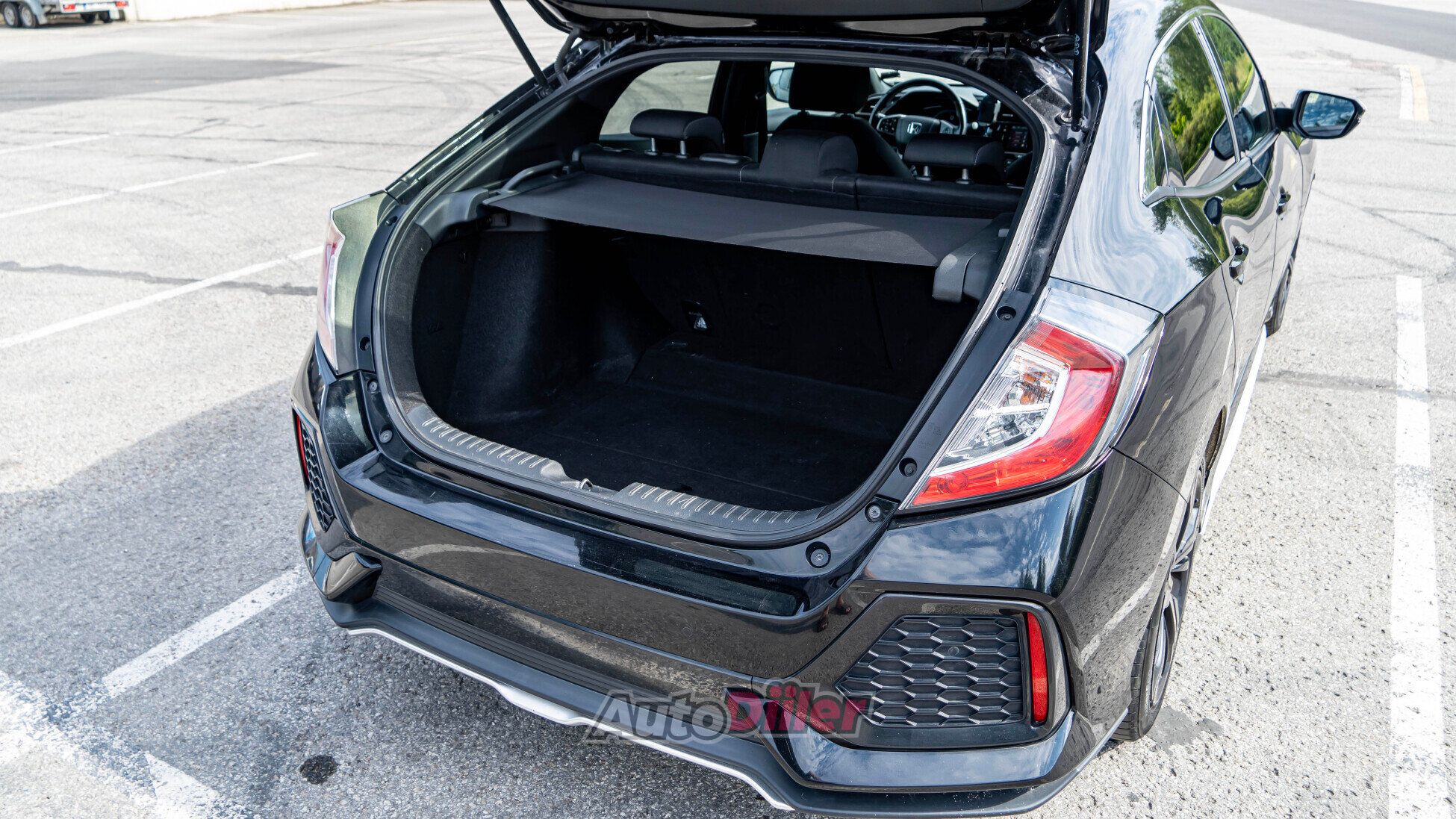 Honda Civic Navi Sensing 1.6 88kW 2018, kuva 7/10