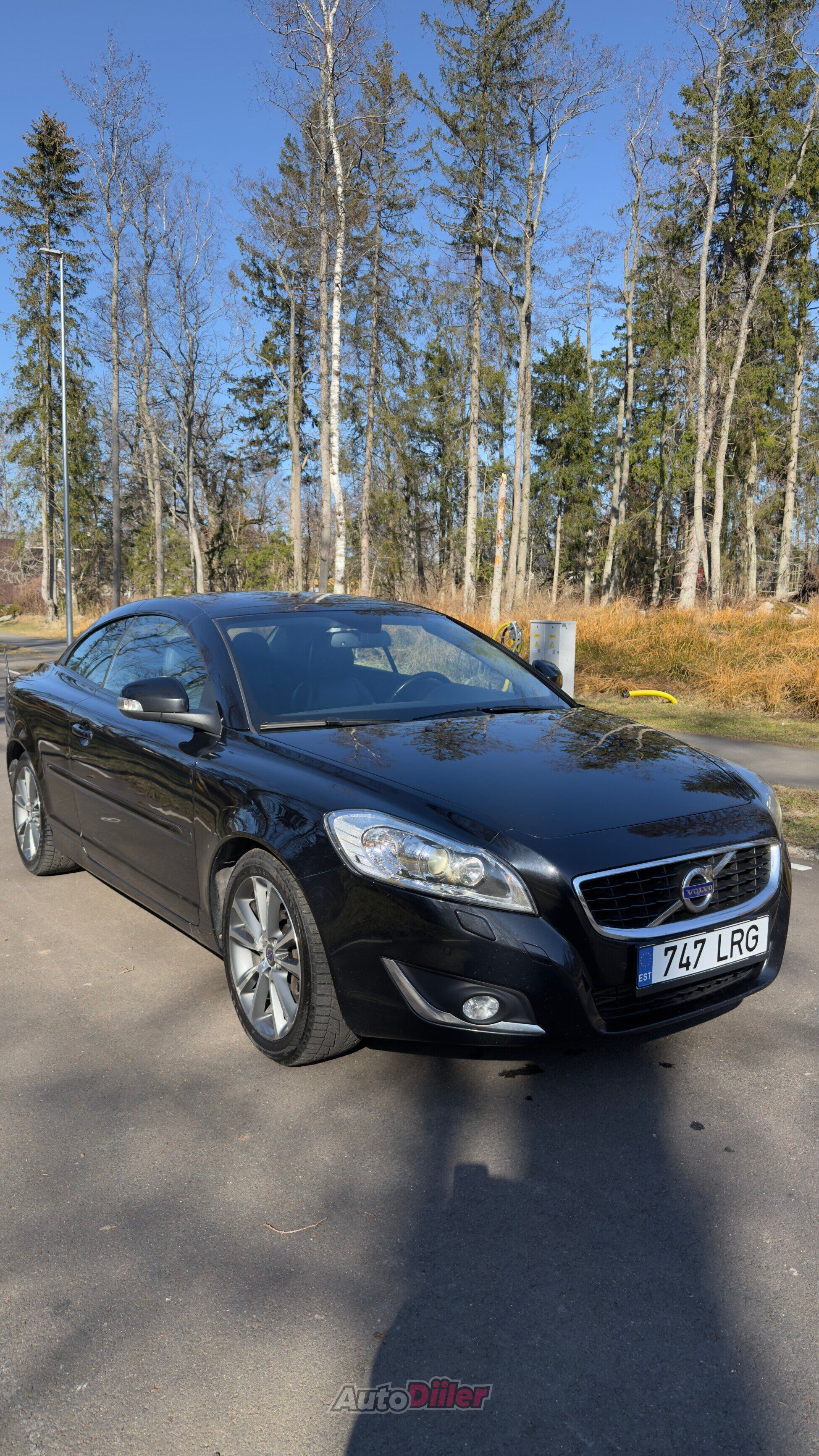 Volvo C70 2.0 130kW 2012, kuva 4/10