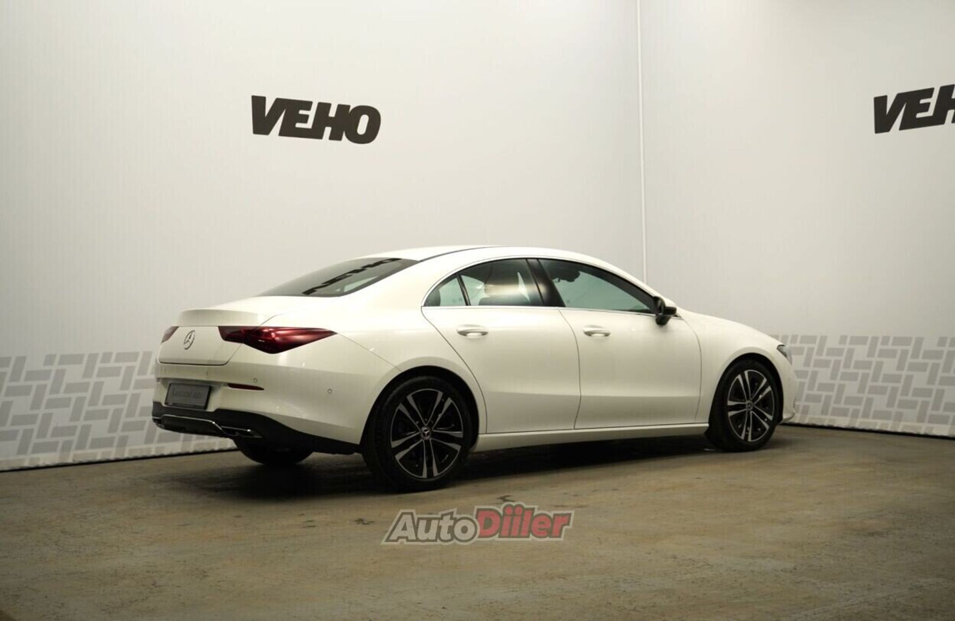 Mercedes-Benz CLA 180 Coupe 1.3 100kW 2025, photo 2/10