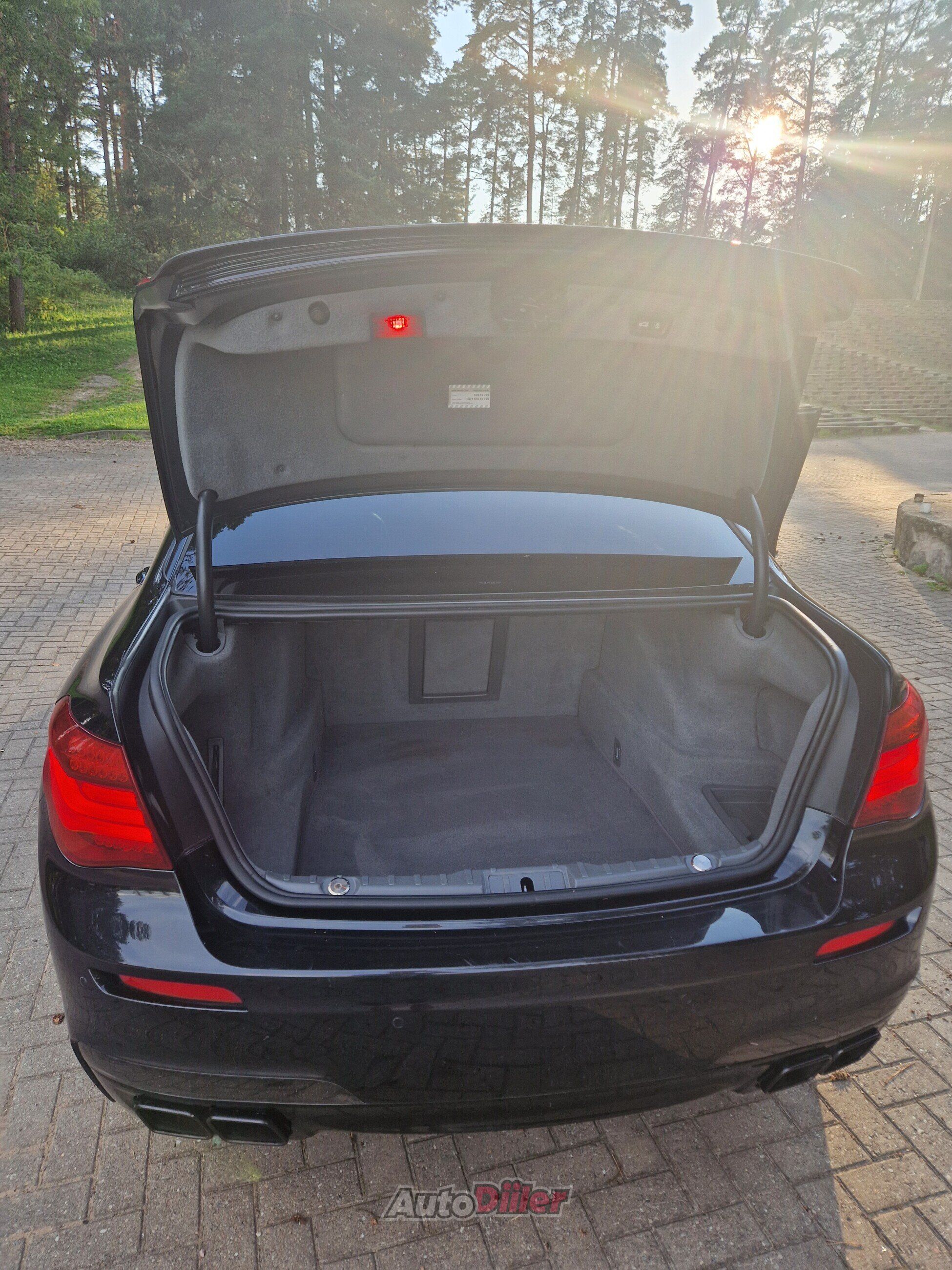 BMW 730 2013, photo 7/10