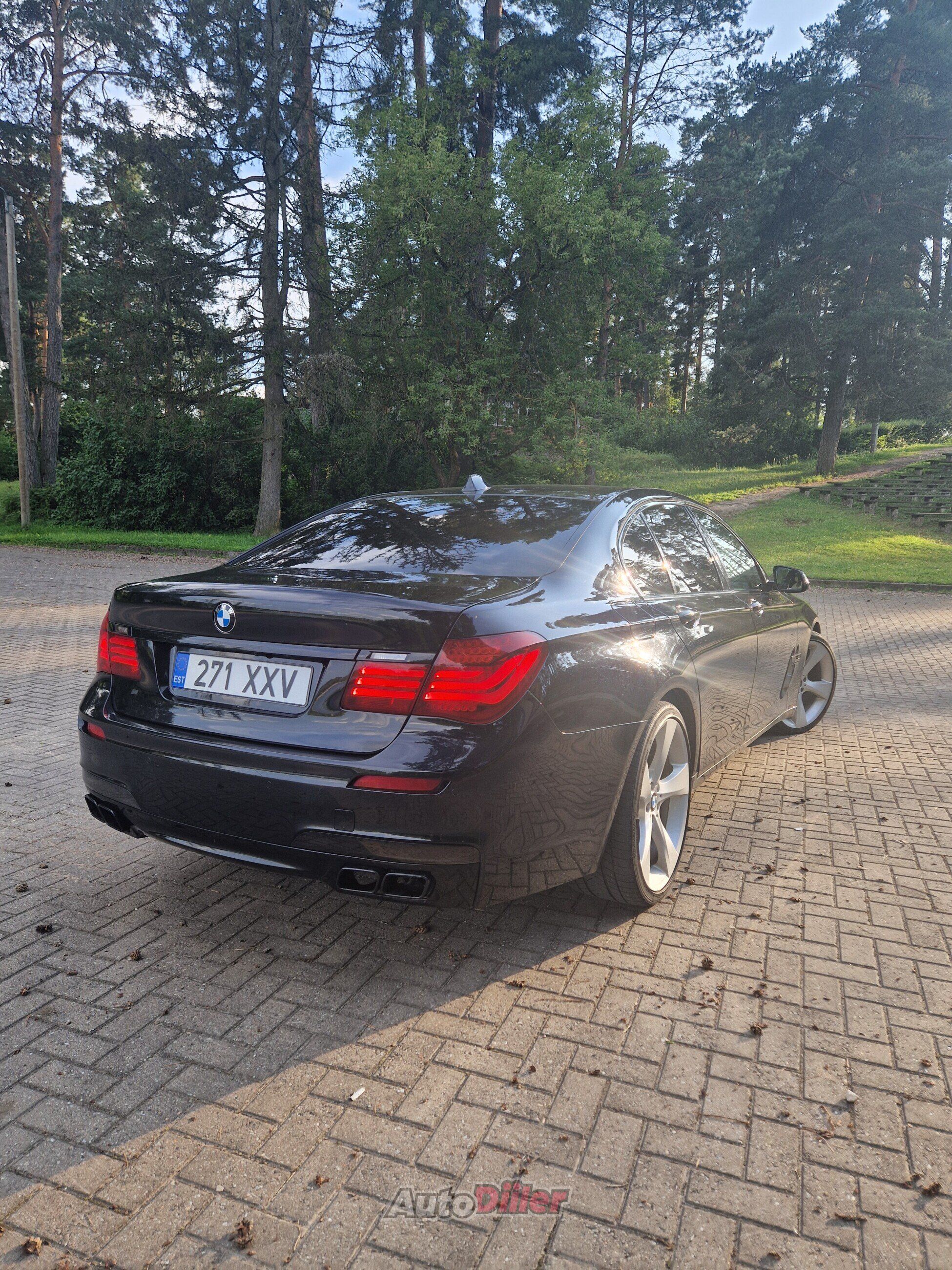 BMW 730 2013, photo 3/10