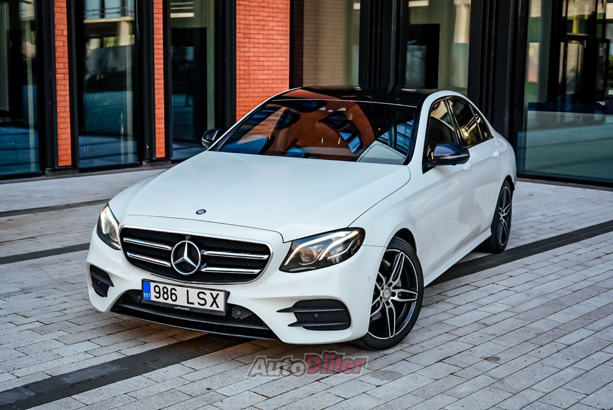 Mercedes-Benz E 220