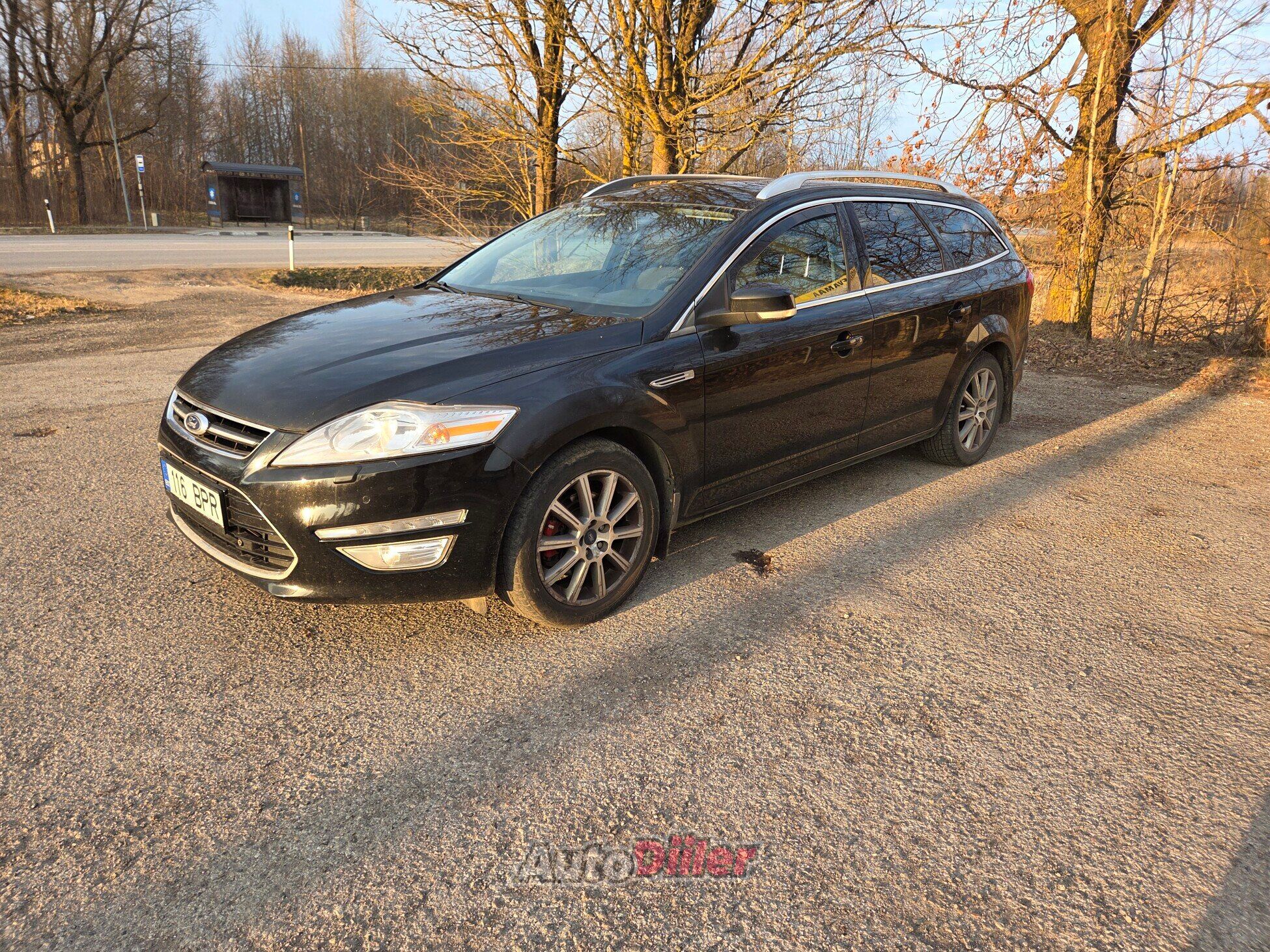 Ford Mondeo 2.0 103kW 2011, kuva 2/9