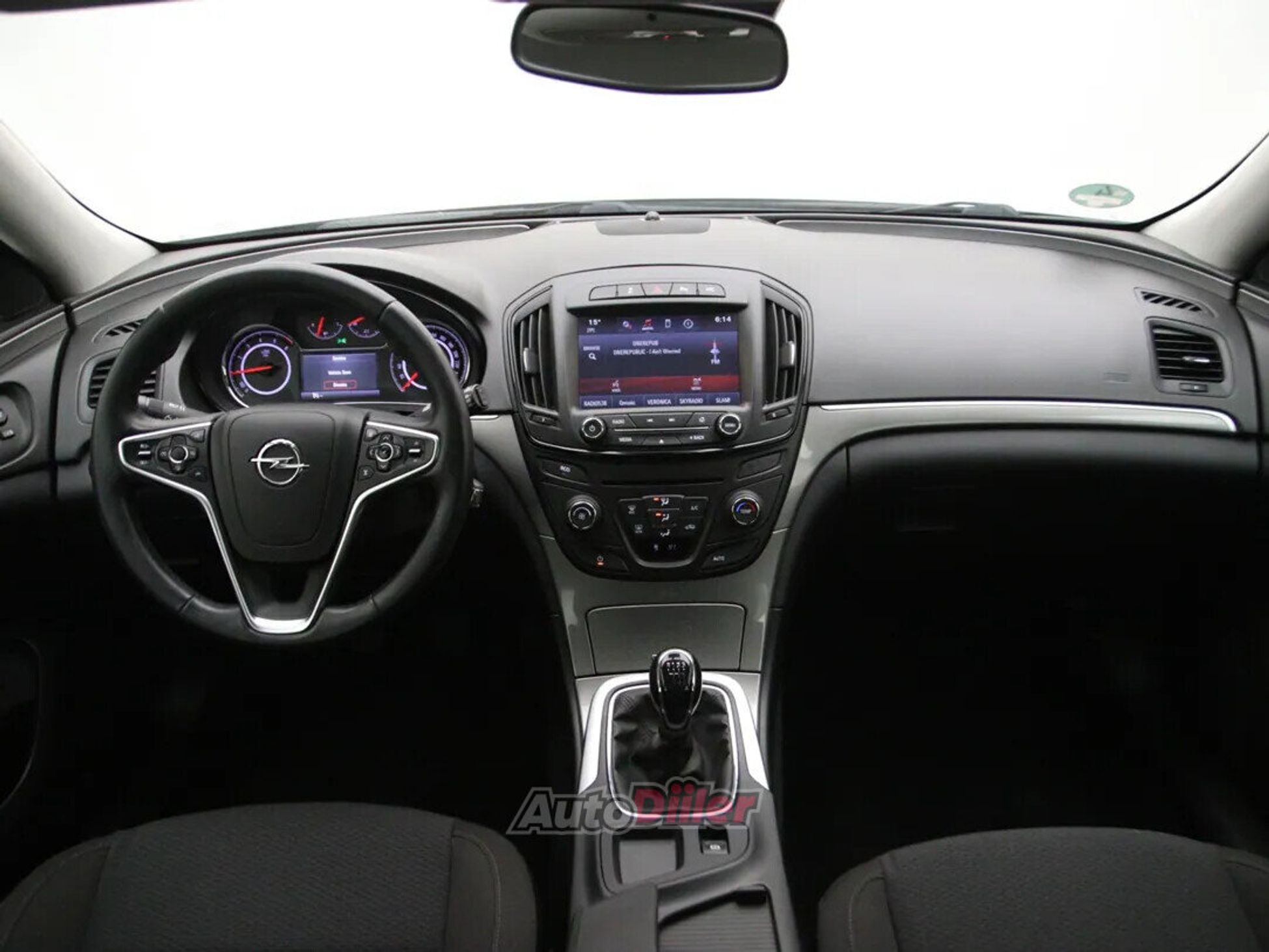 Opel Insignia Edition 2.0 88kW 2015, photo 2/10