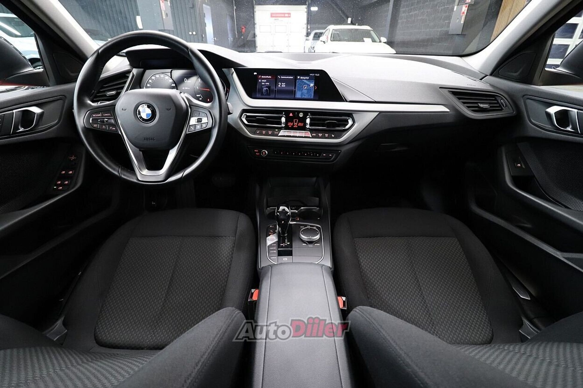 BMW 118 Advantage 1.5 103kW 2020, kuva 6/10