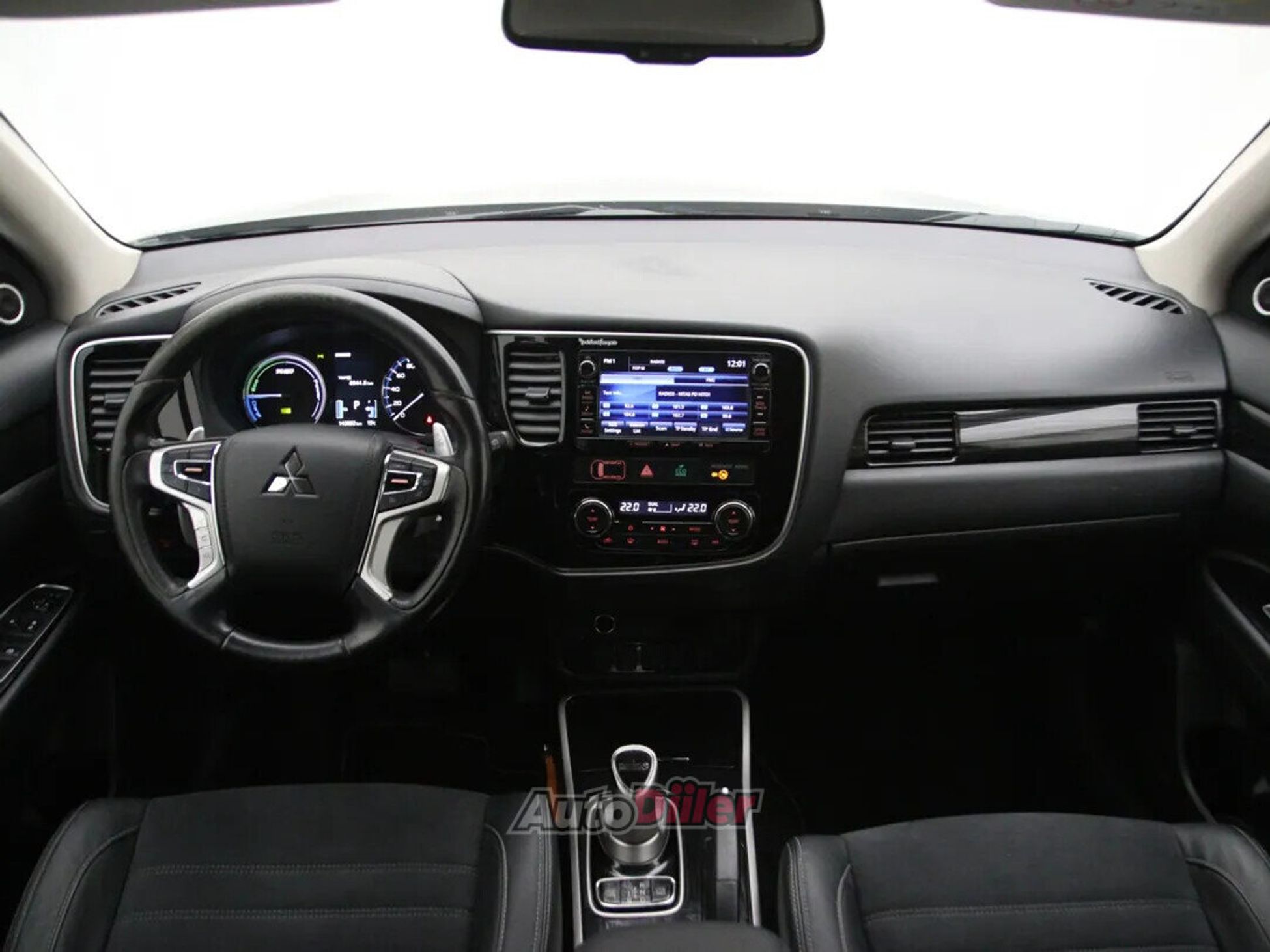 Mitsubishi Outlander 2015, photo 2/10