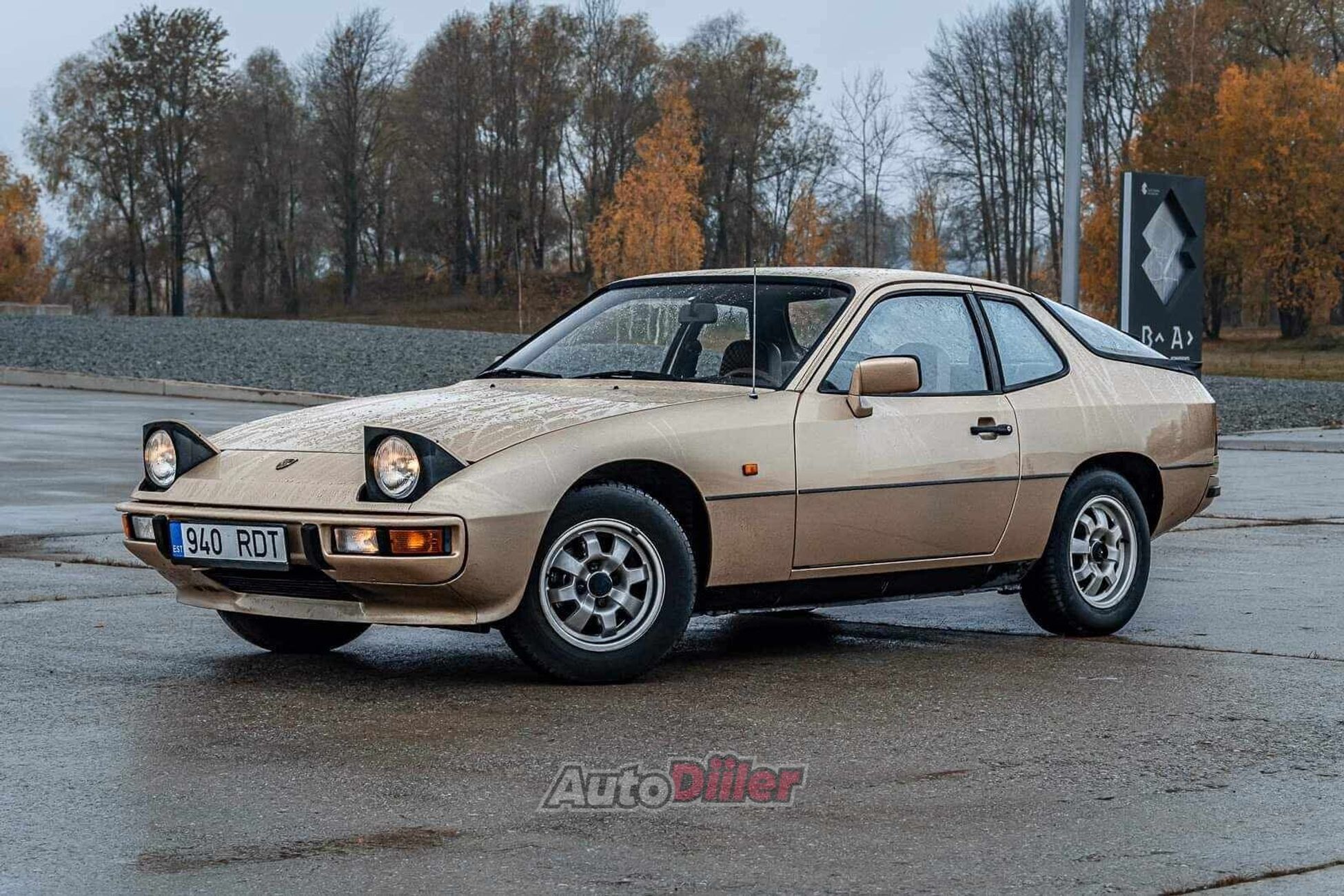 Porsche 924