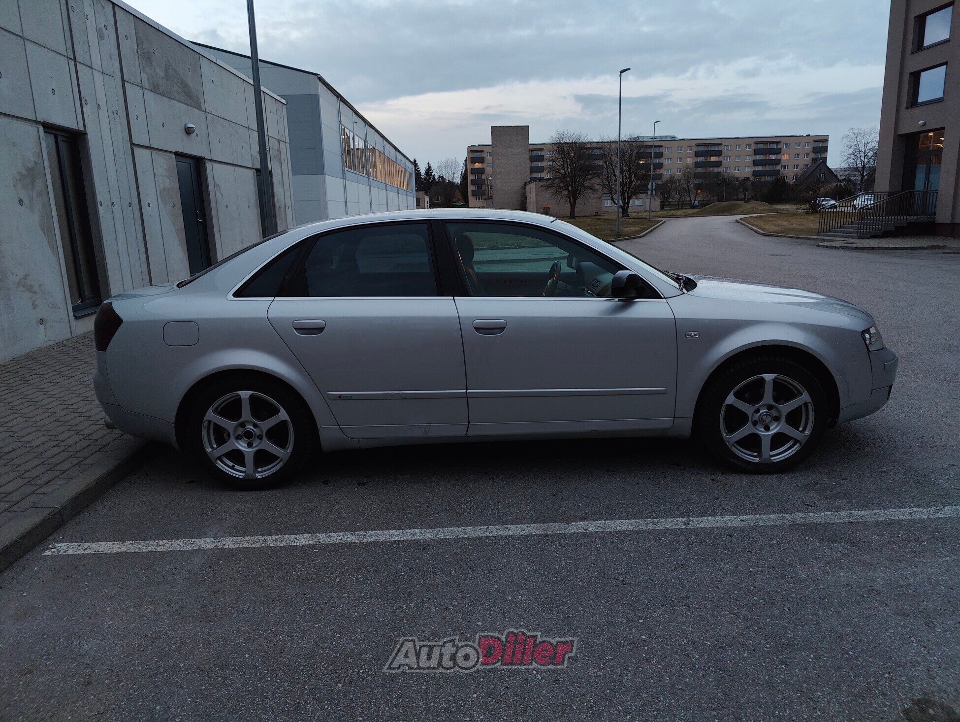 Audi A4 Quattro turbo s-line. 1.8 150kW 2001, photo 4/9