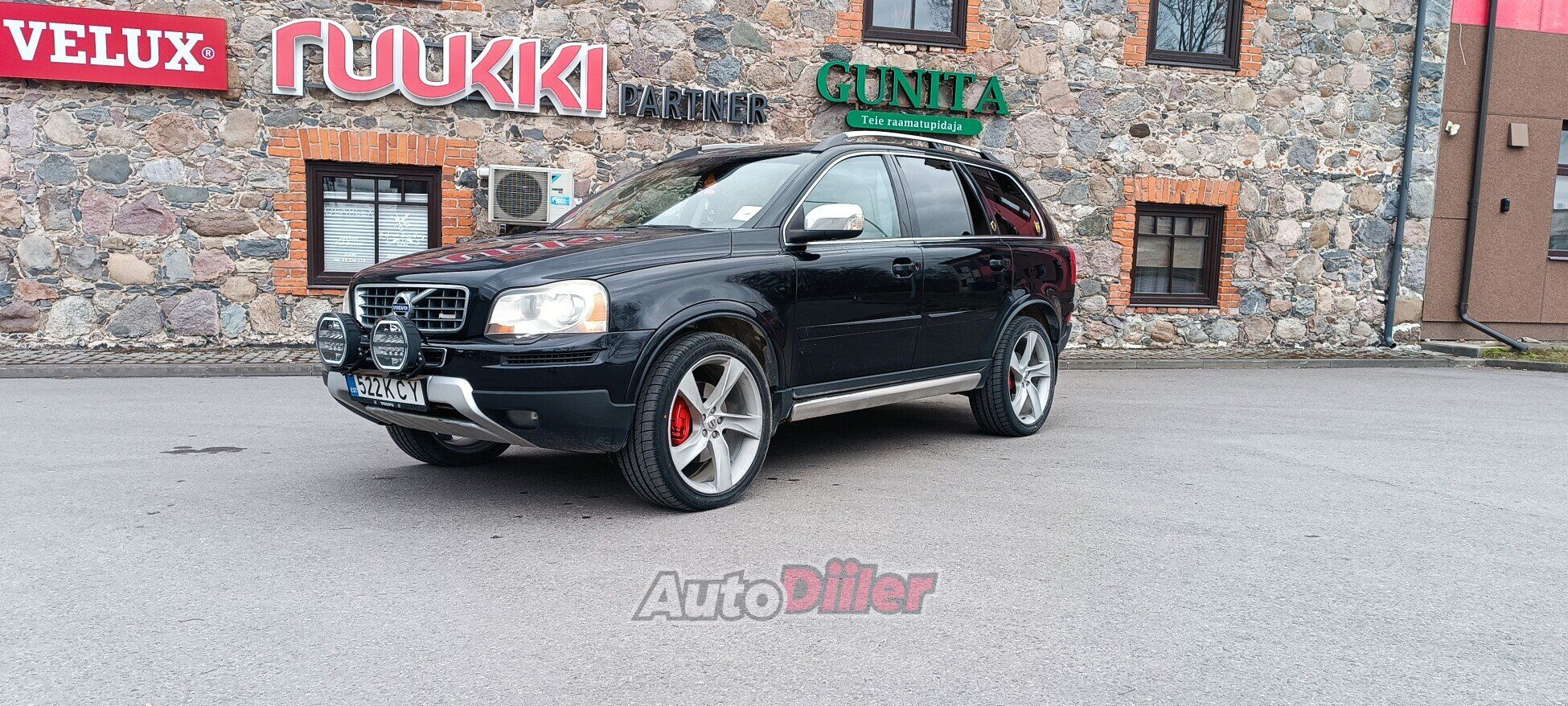 Volvo XC90 R-Design 2.4 136kW 2010, photo 2/8