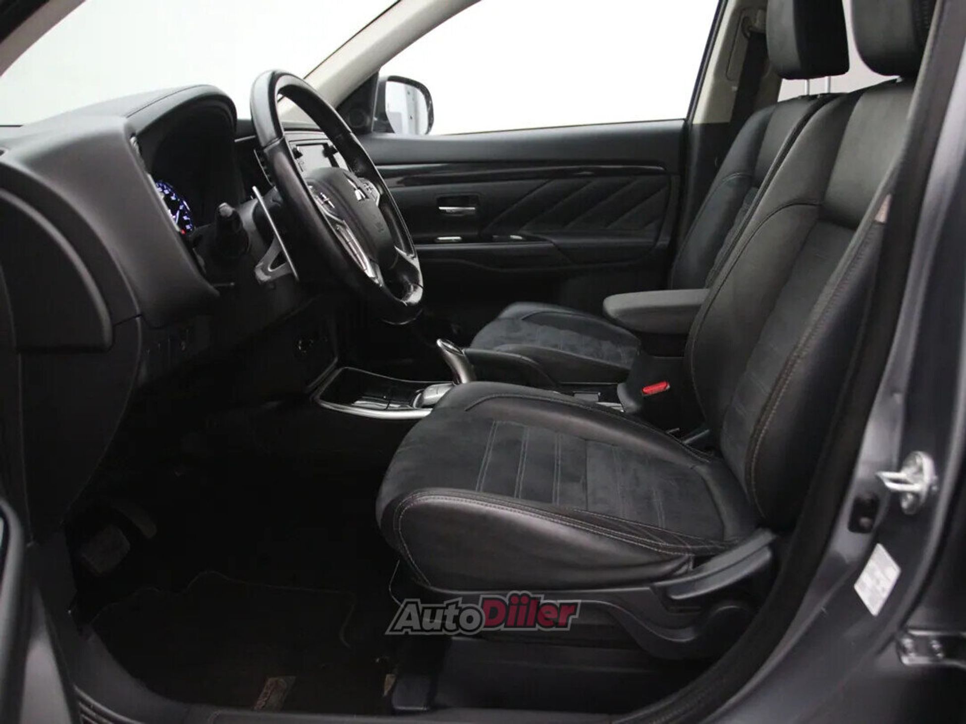 Mitsubishi Outlander 2015, kuva 4/10