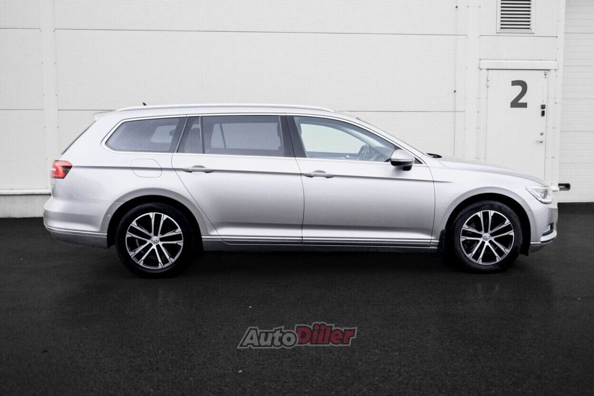 Volkswagen Passat 2016, photo 4/10