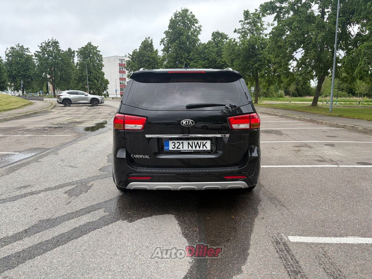 Kia Carnival Luxury 143kW
