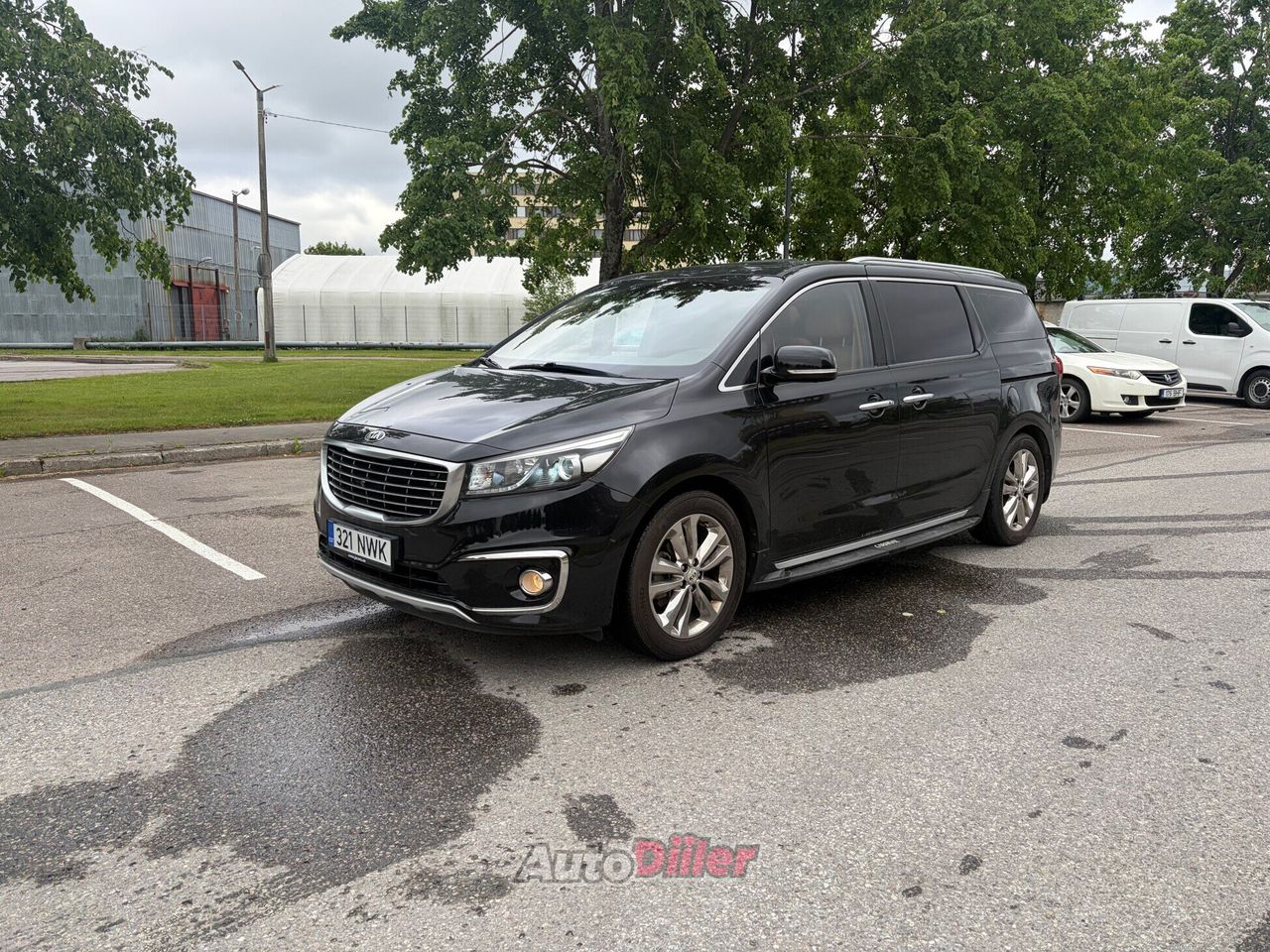 Kia Carnival Luxury 143kW