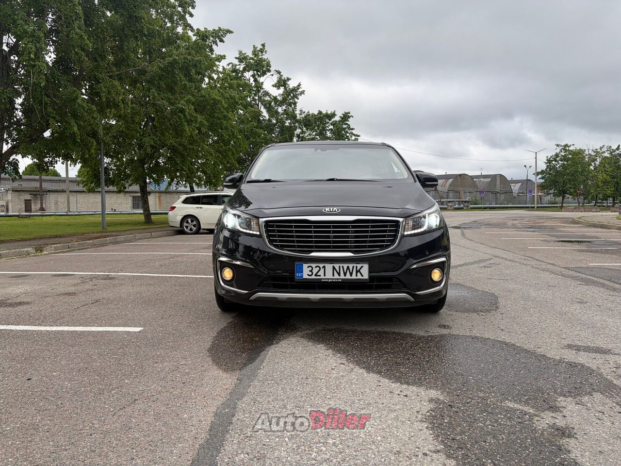 Kia Carnival Luxury 143kW