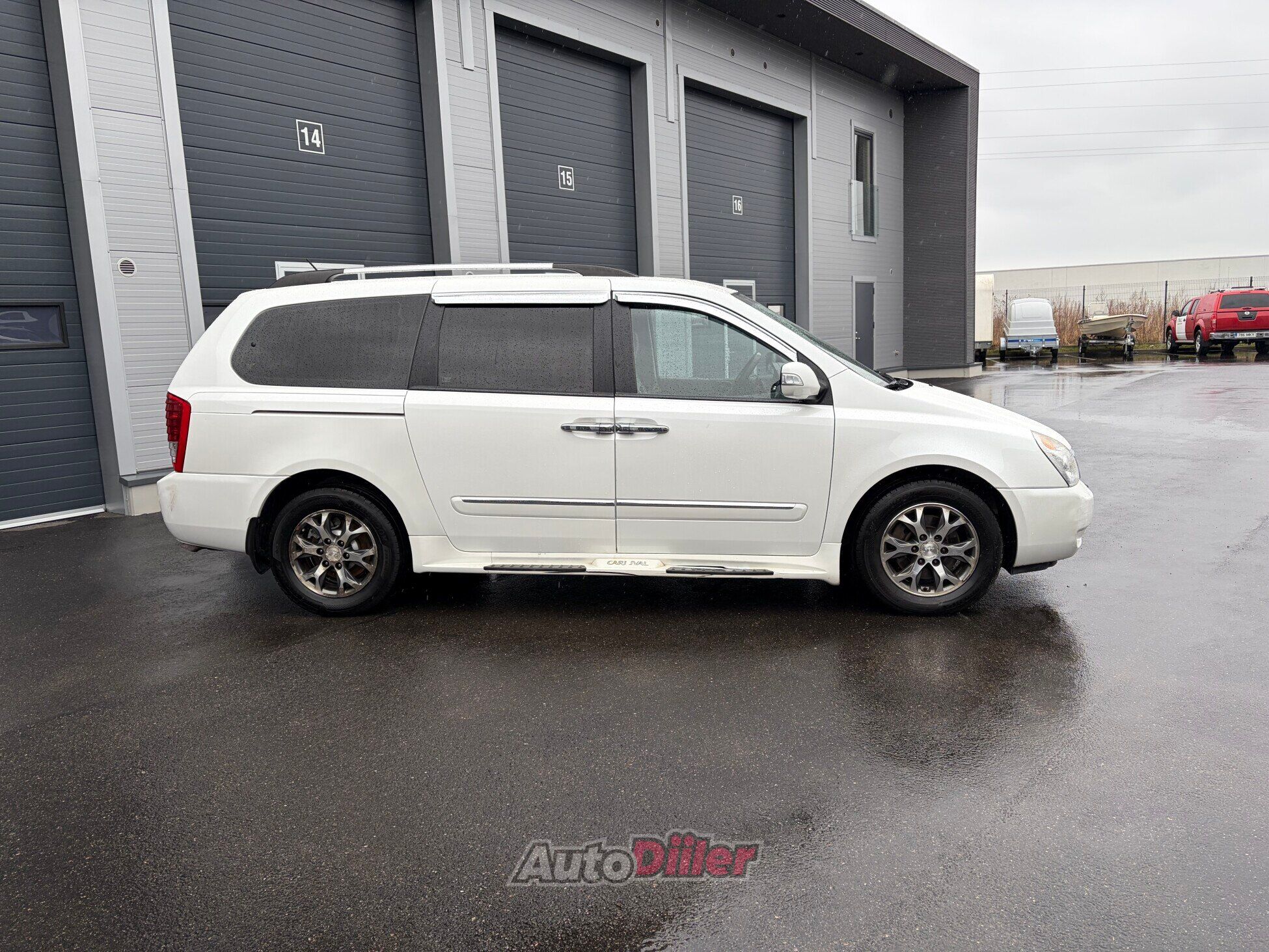 Kia Carnival GLX 143kW 2014, kuva 3/10