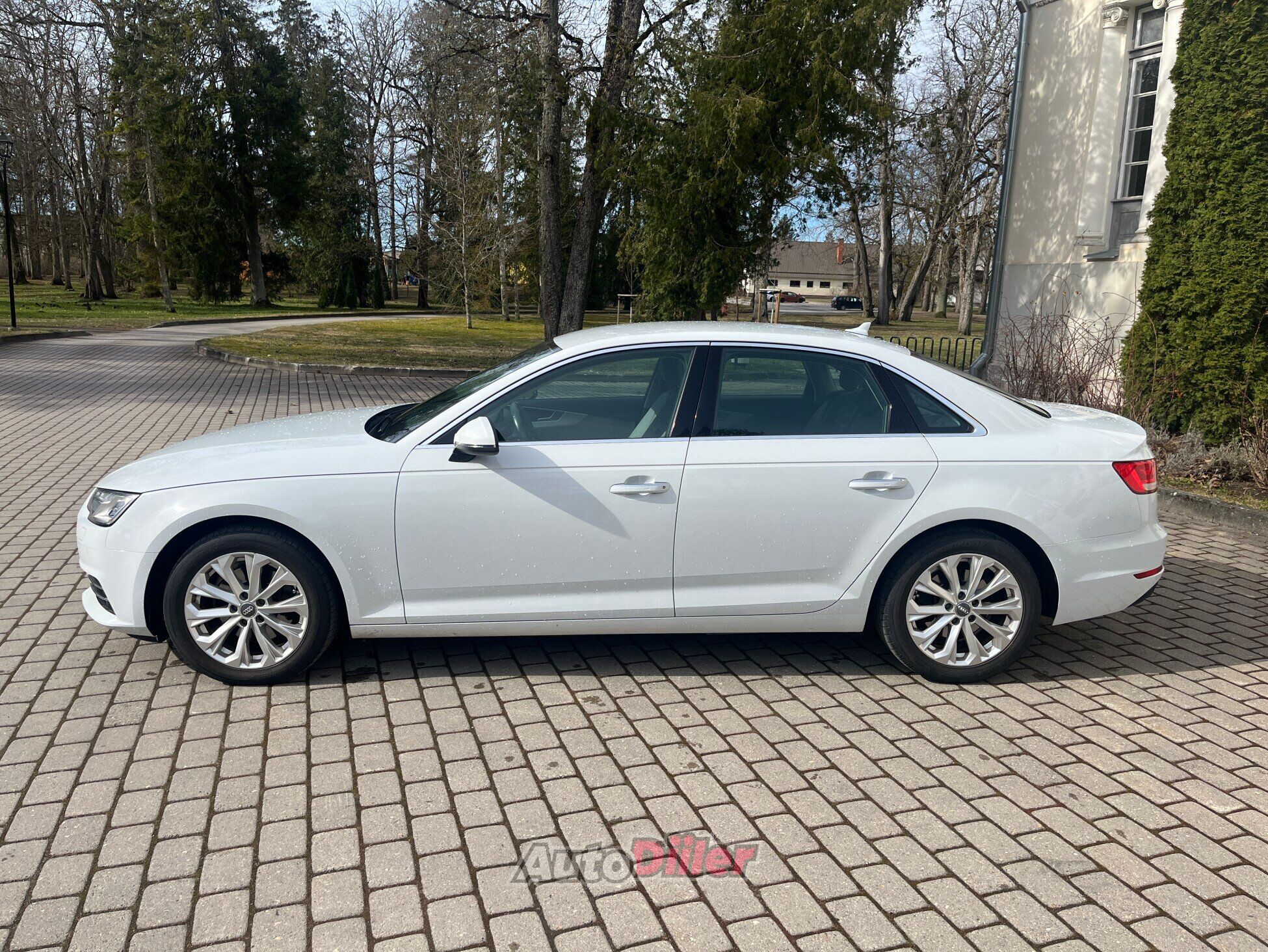 Audi A4 1.4 110kW 2016, kuva 5/10