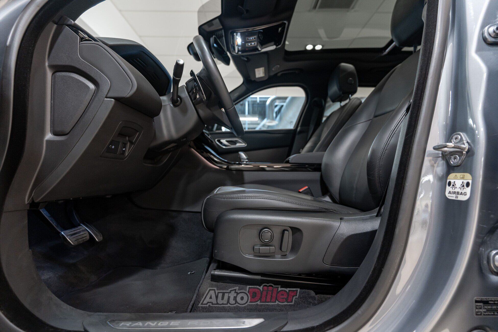Land Rover Range Rover Velar 2024, kuva 5/10