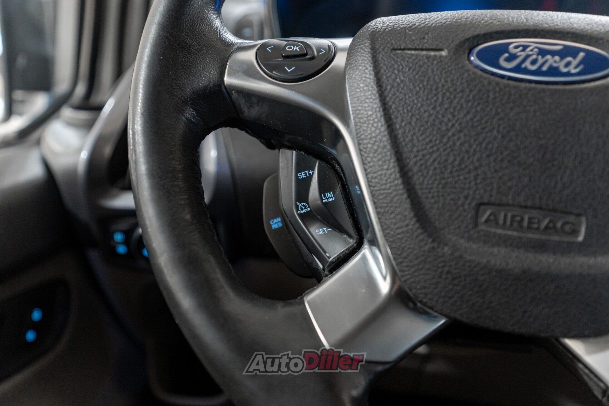 Ford Tourneo Custom 2017, photo 6/10