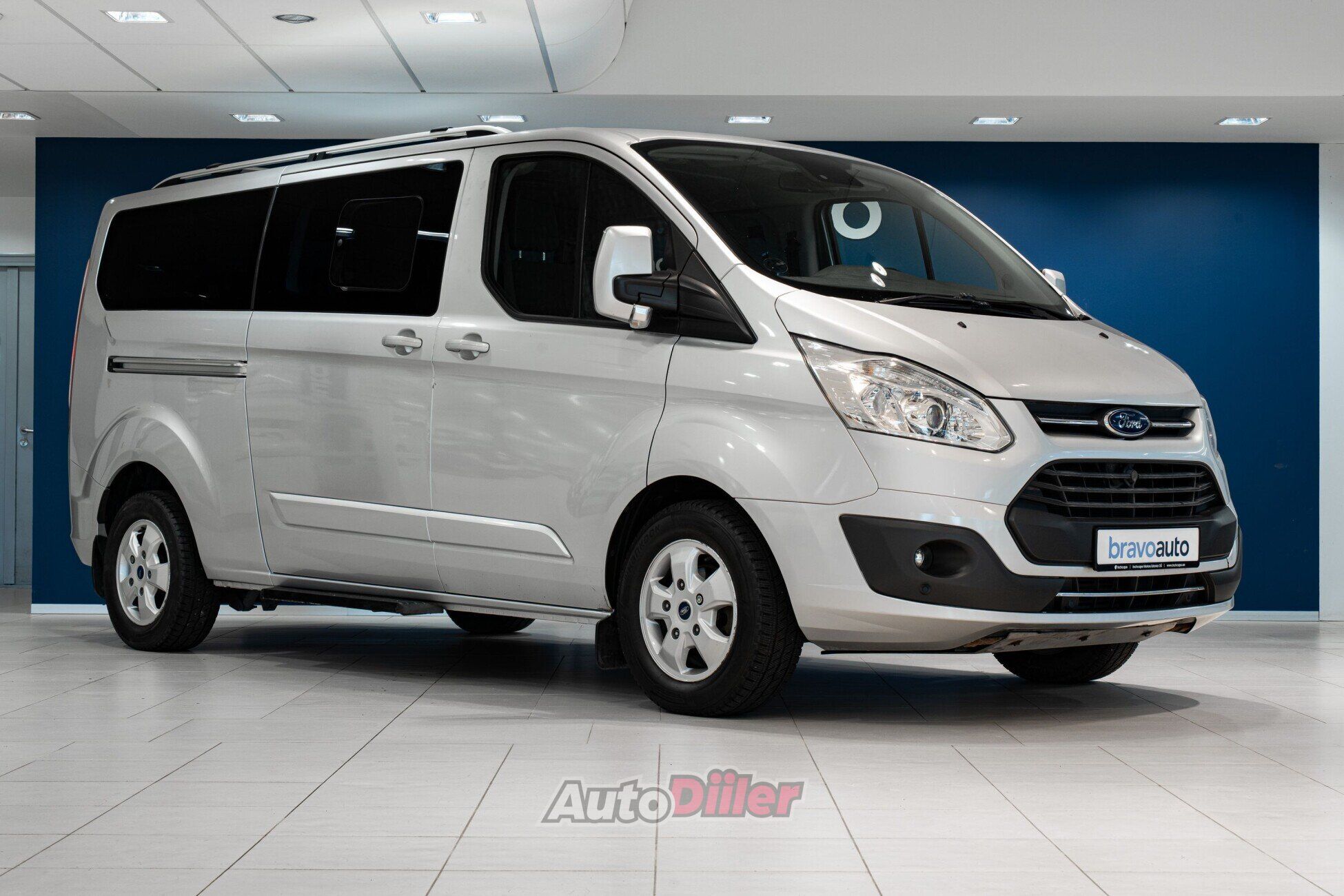 Ford Tourneo Custom 2017, photo 3/10