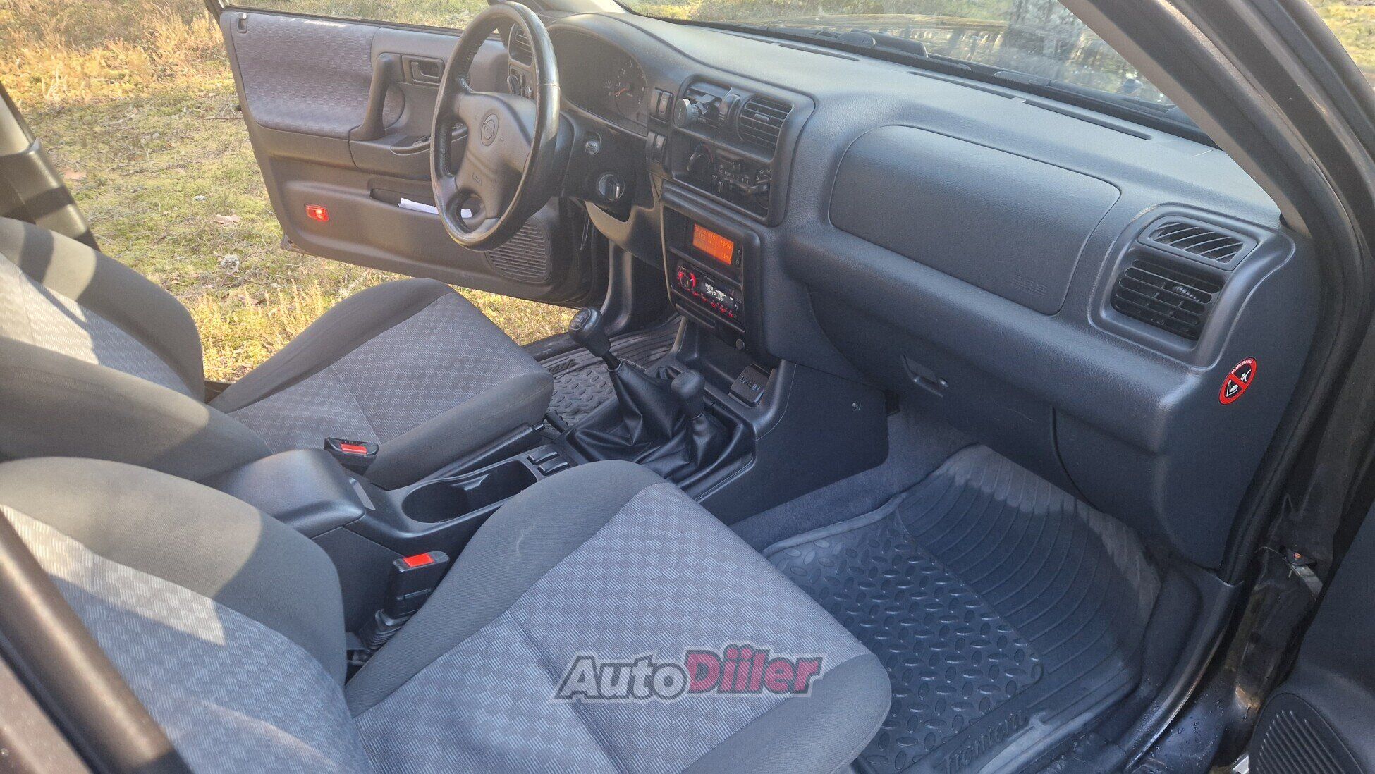 Opel Frontera 2.2 100kW 2004, photo 4/9