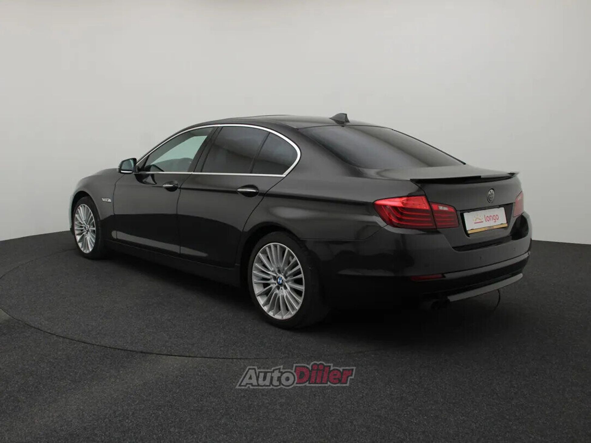 BMW 525 Luxury Line 2.0 160kW 2014, photo 7/10