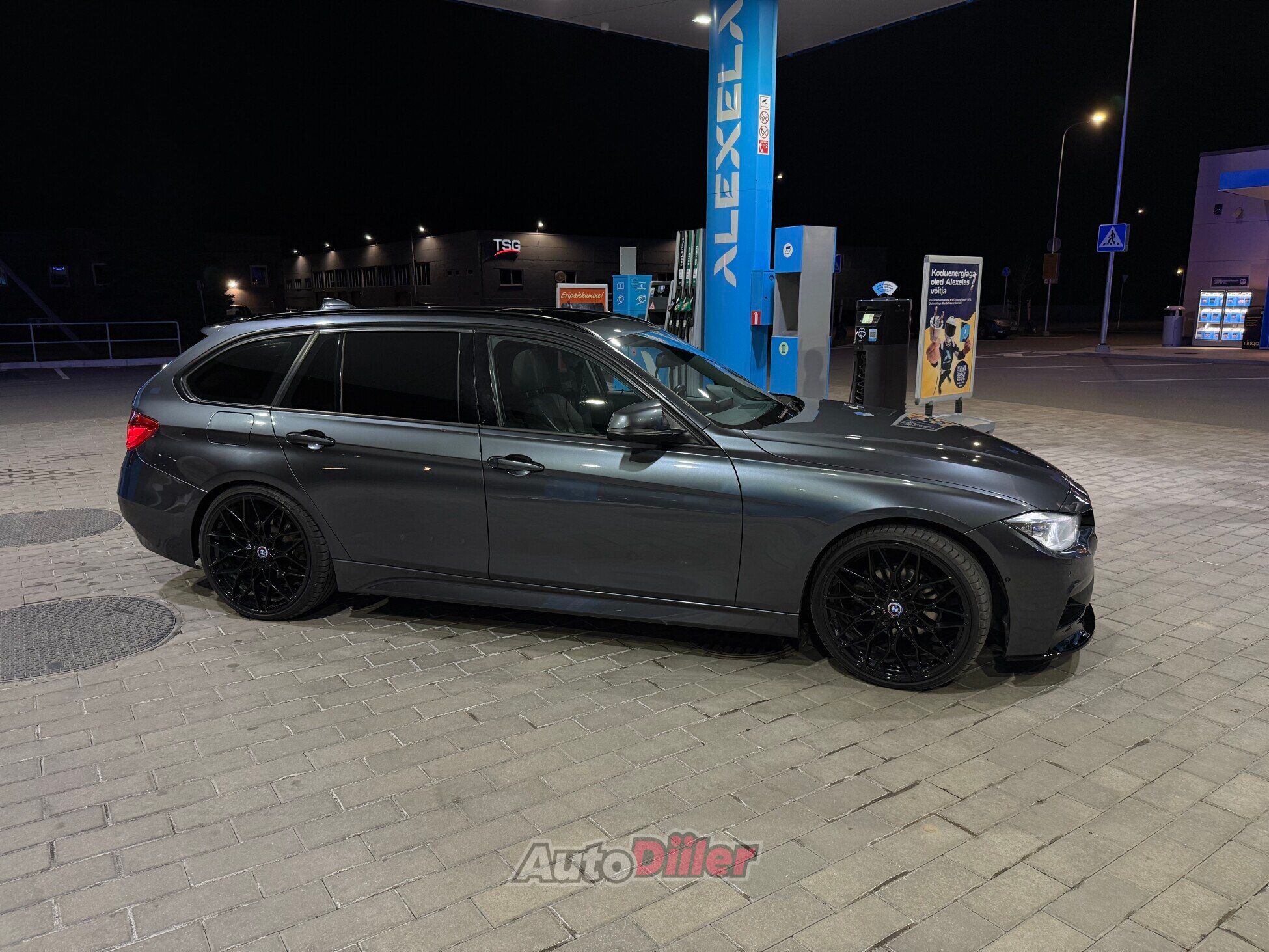 BMW 320 2.0 120kW 2013, photo 3/10
