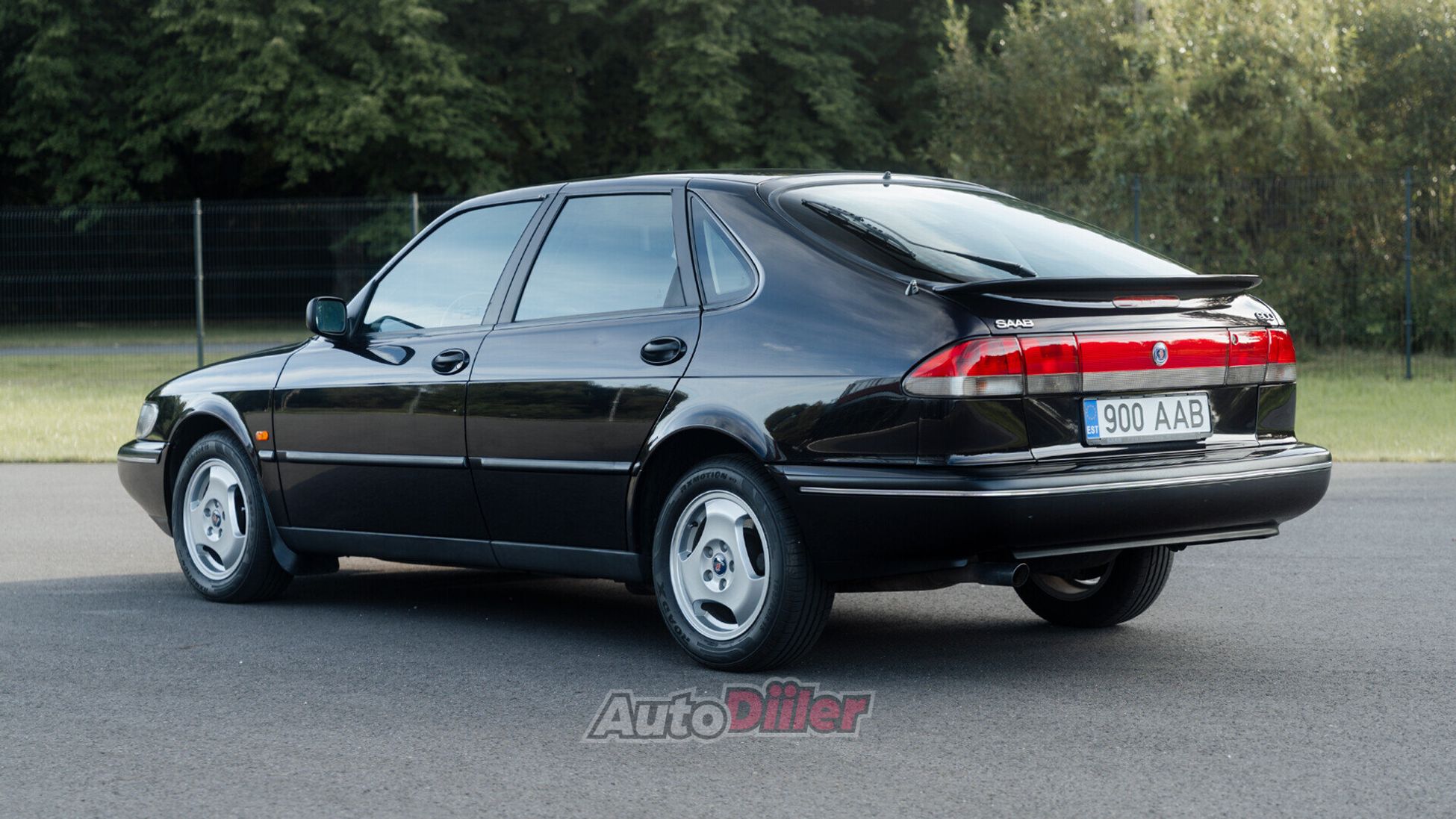 Saab 900 2.0 96kW 1998, kuva 2/10