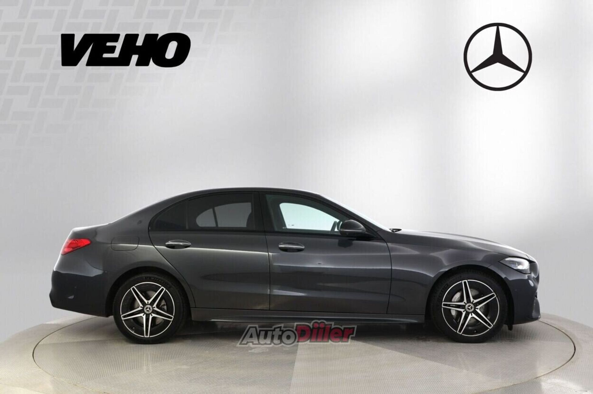 Mercedes-Benz C 300 2024, photo 2/10